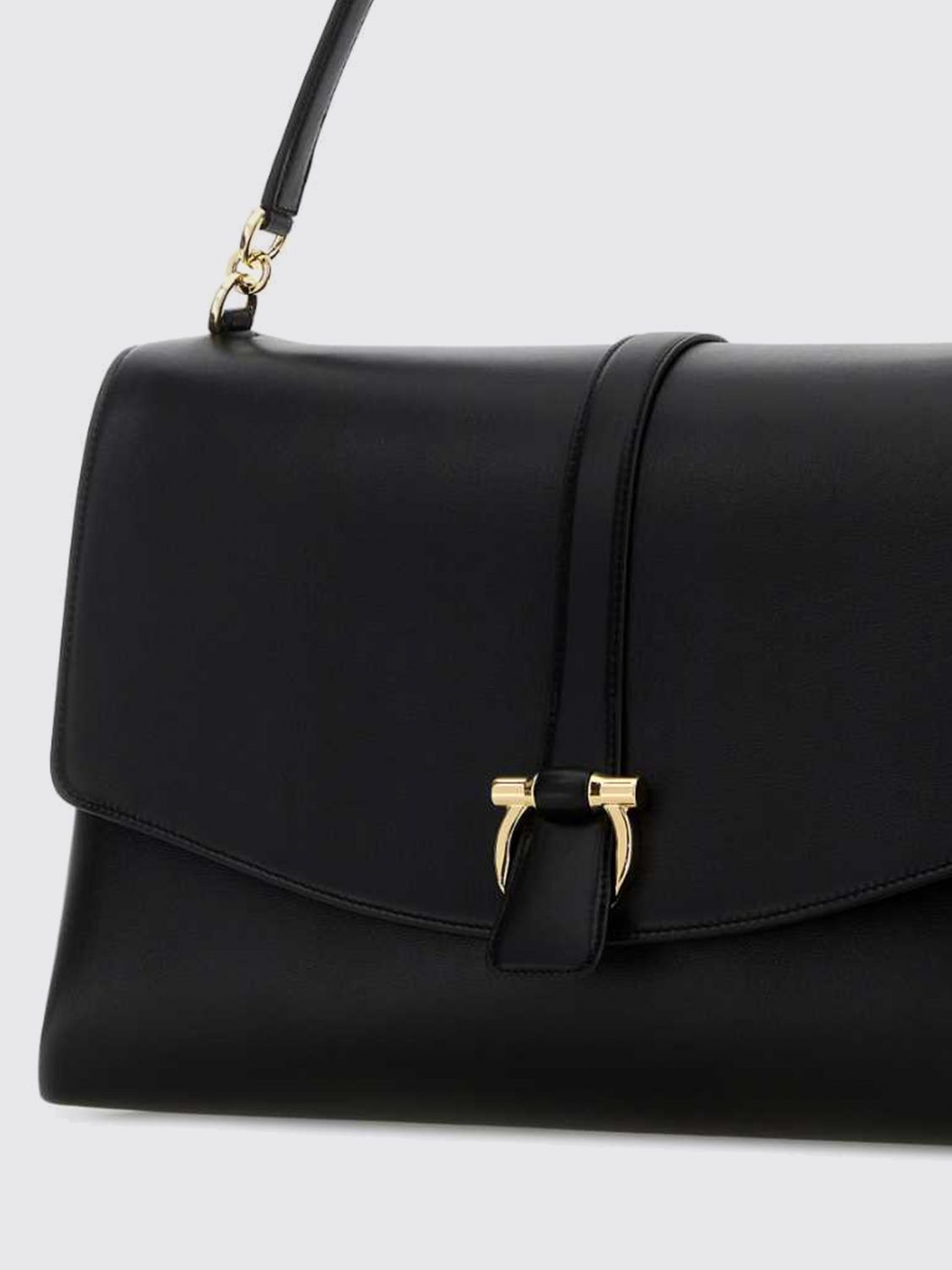 [Ferragamo] Shoulder bag SS26 21A469 791183 NERO