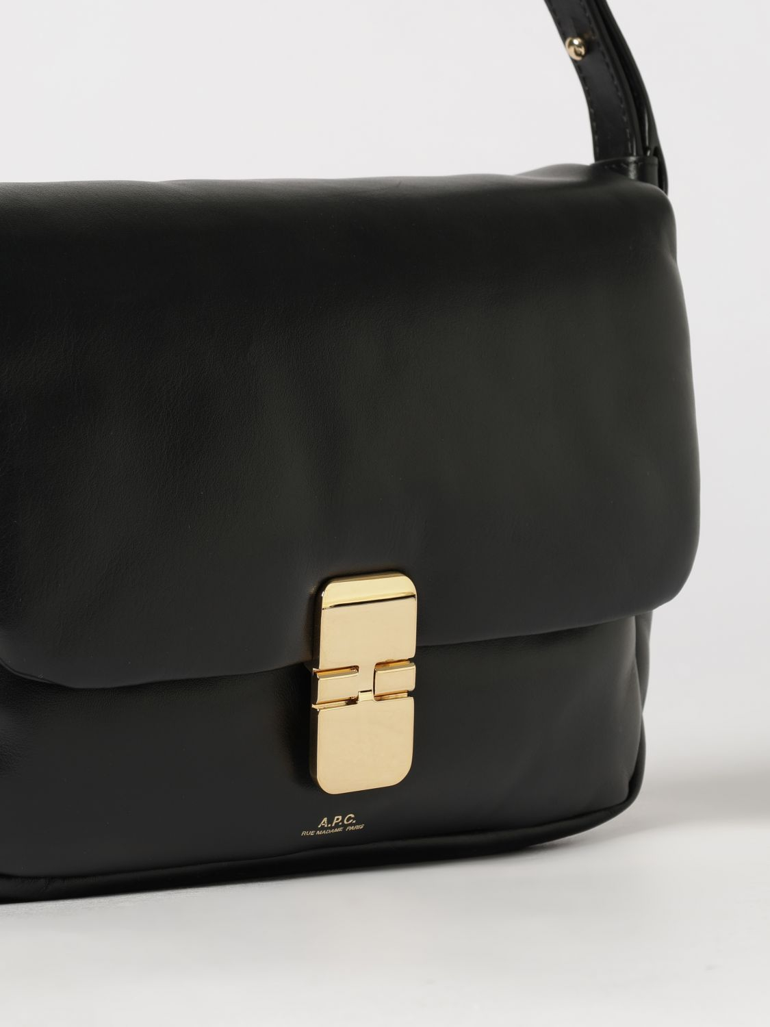 [A.P.C.] Shoulder bag FW26 PXCBSF67022 LZZ
