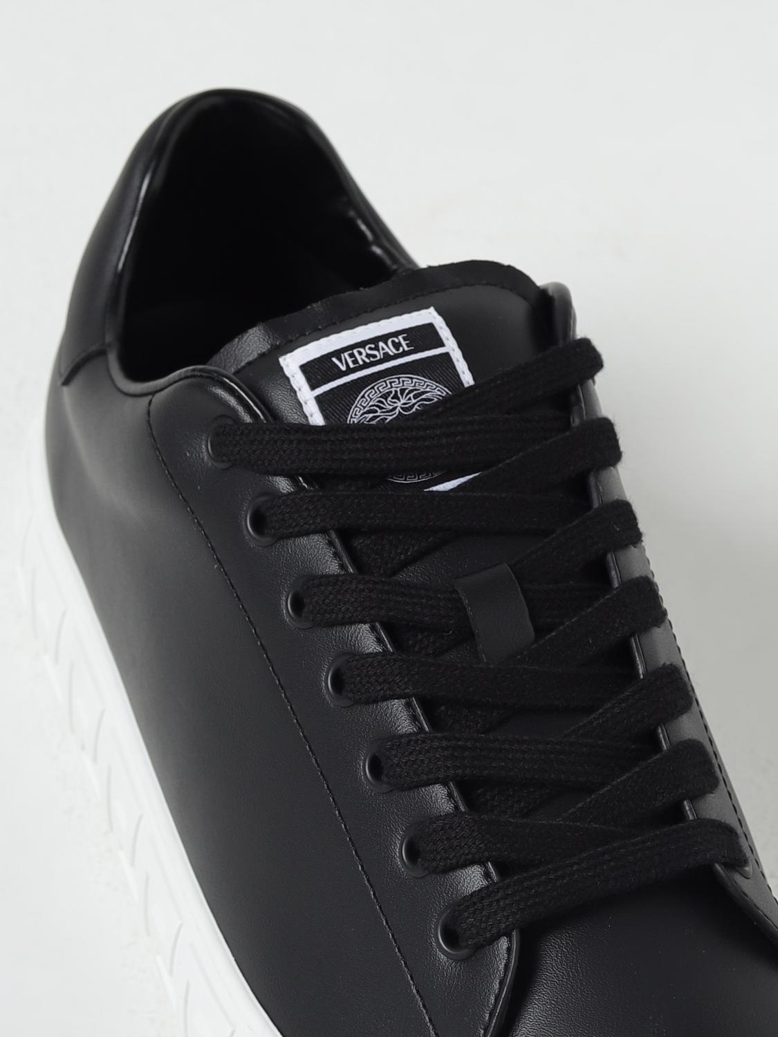 [Versace] Sneakers FW26 10144601A09608 1B000