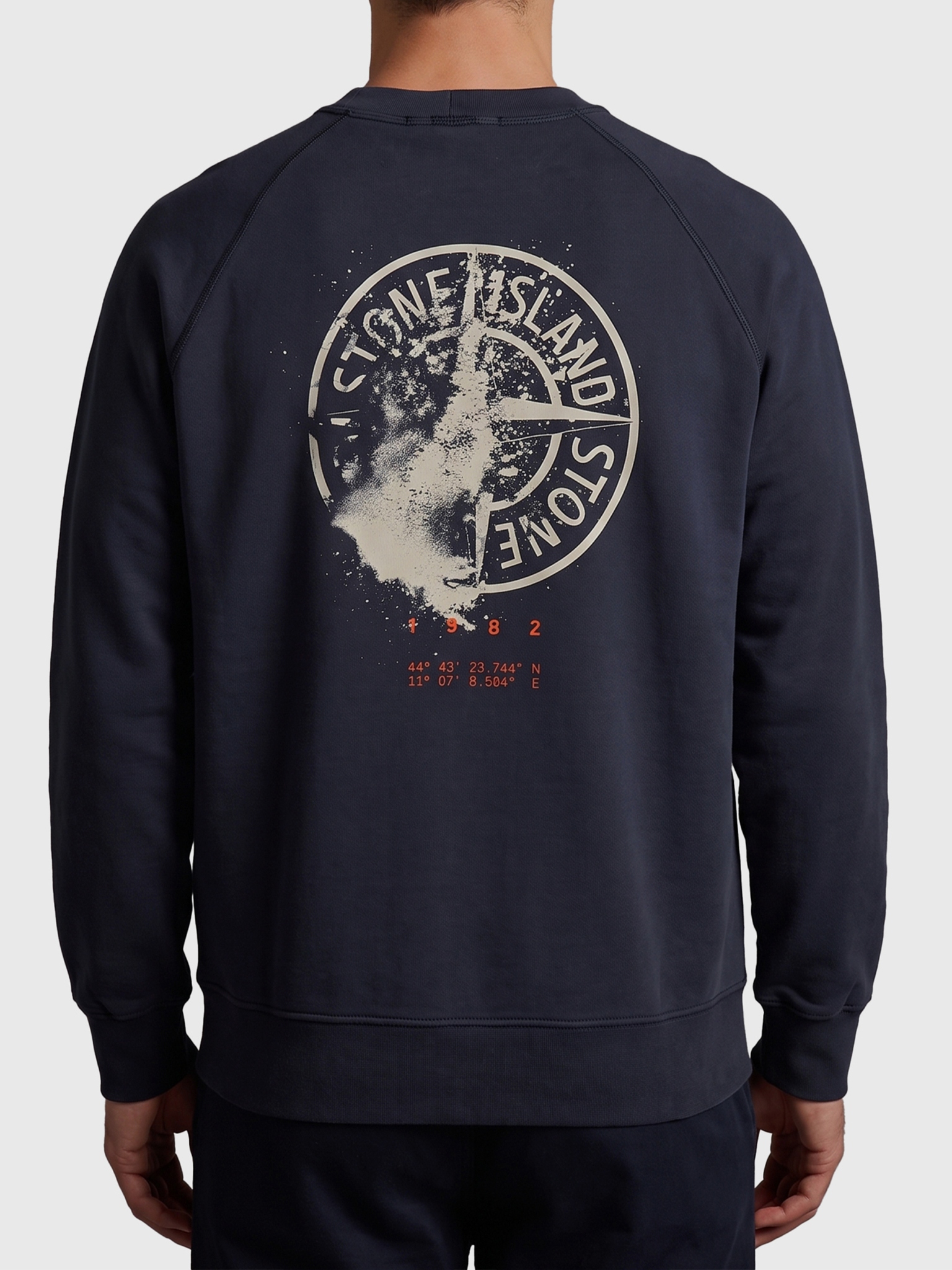 [Stone Island] Sweatshirt FW26 L2S156100008_S0466_V002A