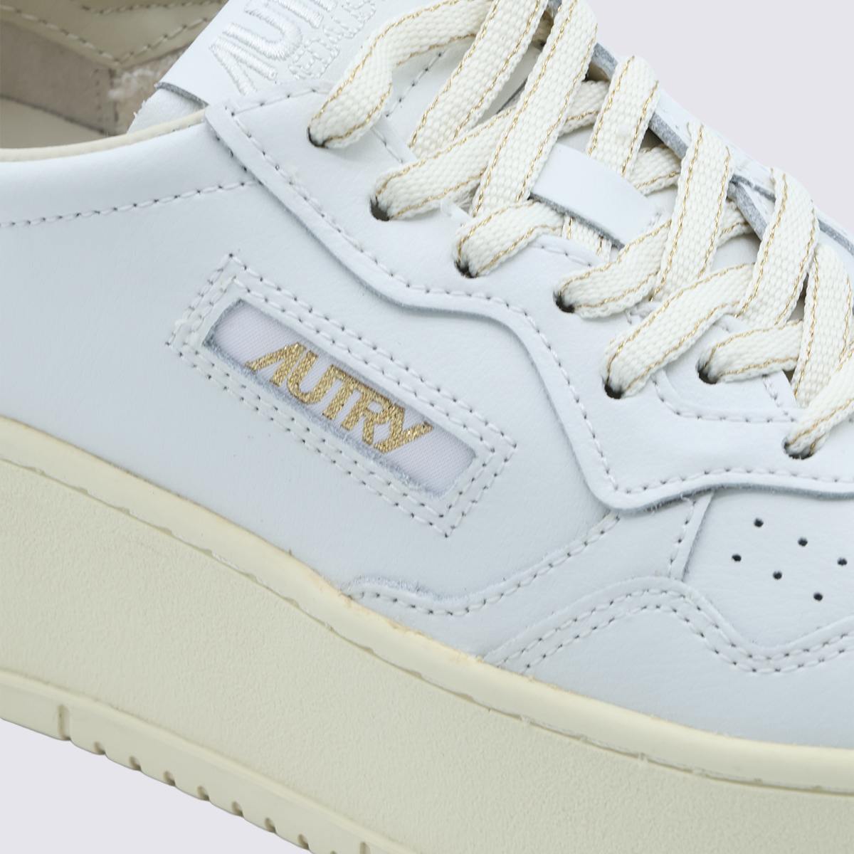 [AUTRY] Sneakers FW26 PTLWVO01