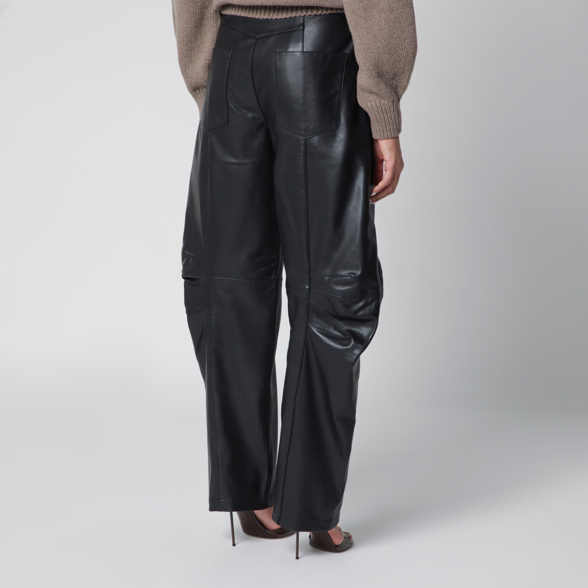 [ROTATE] Trousers FW26 116170100BCR2091