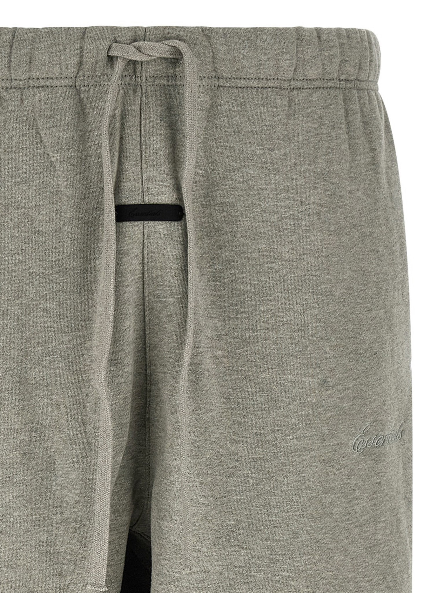 [FEAR OF GOD ESSENTIAL] Trousers SS26 130SP262023FHEATHERDARK