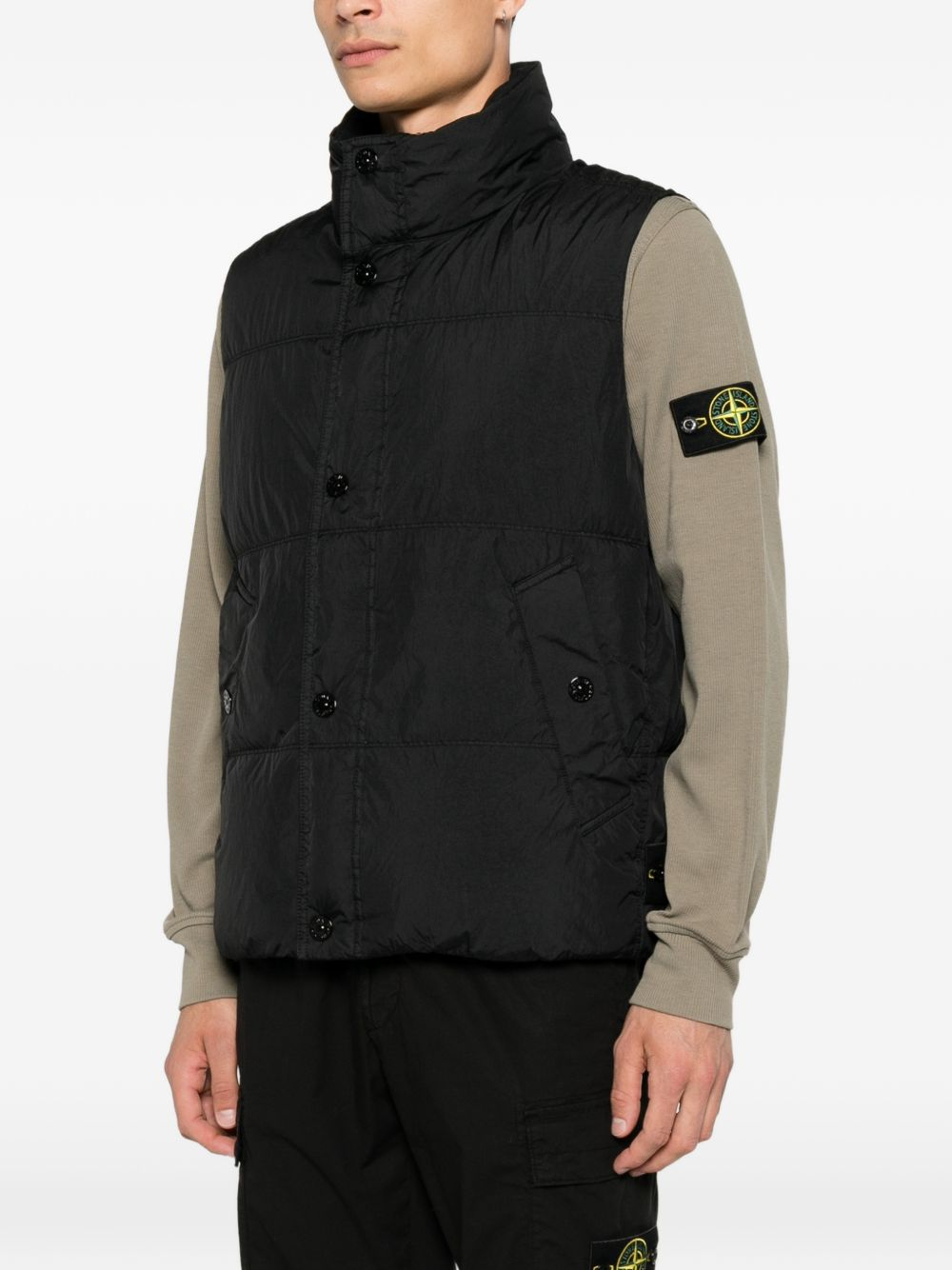 [Stone Island] Down Vest FW26 L2S15G100010S0A23V0029