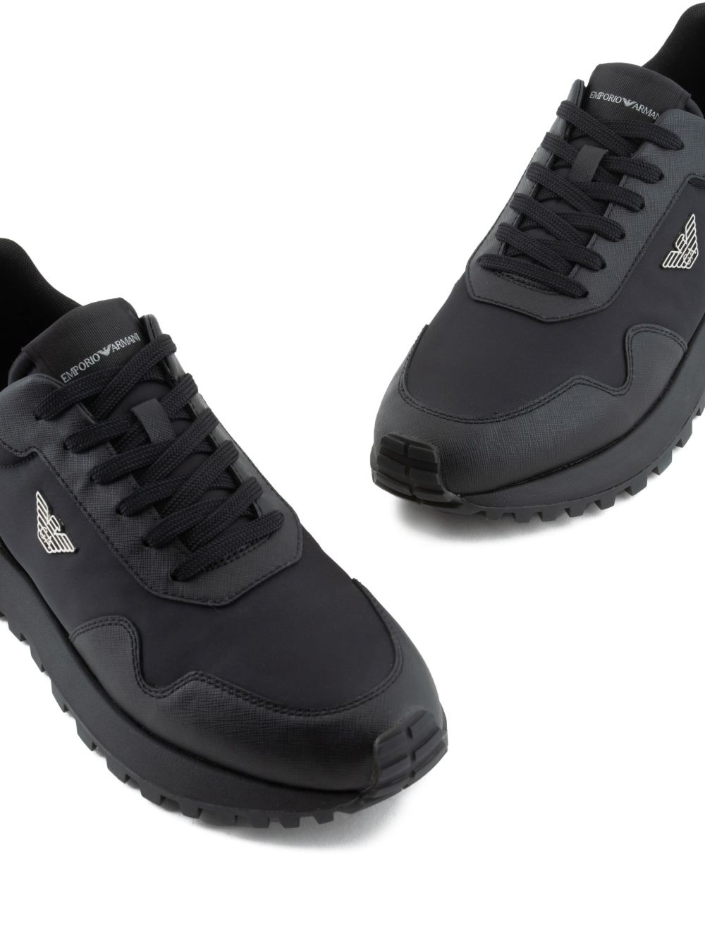 [Emporio Armani] Sneakers FW26 EM003738AF19532MC005