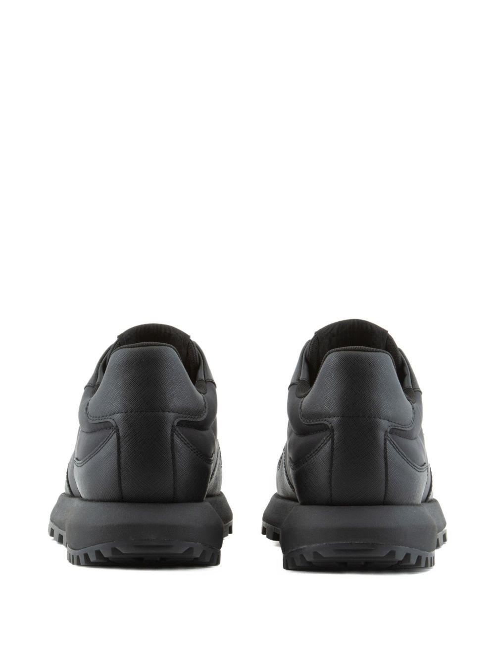 [Emporio Armani] Sneakers FW26 EM003738AF19532MC005