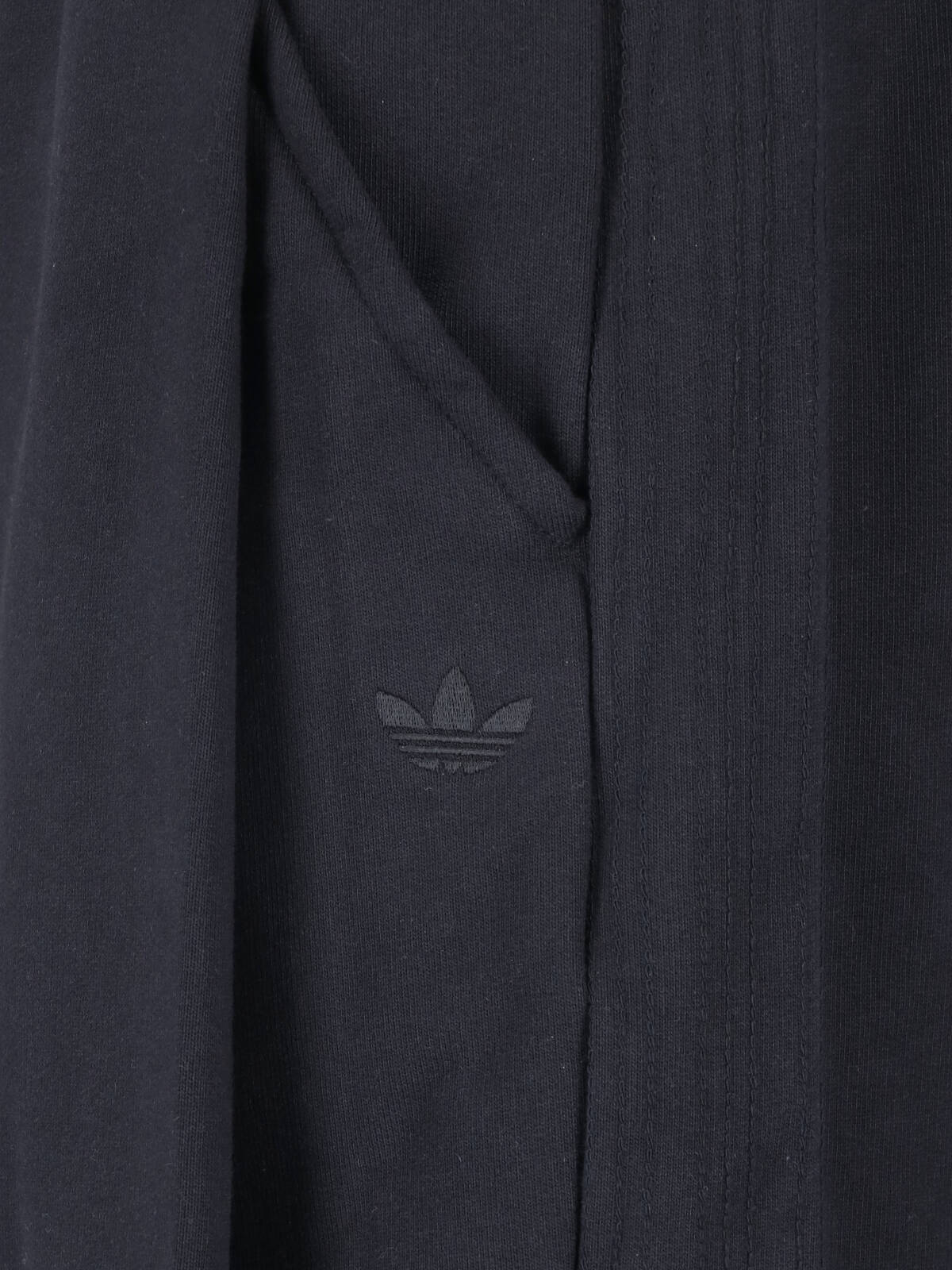 [Adidas] Trousers FW26 KS4099BLACK