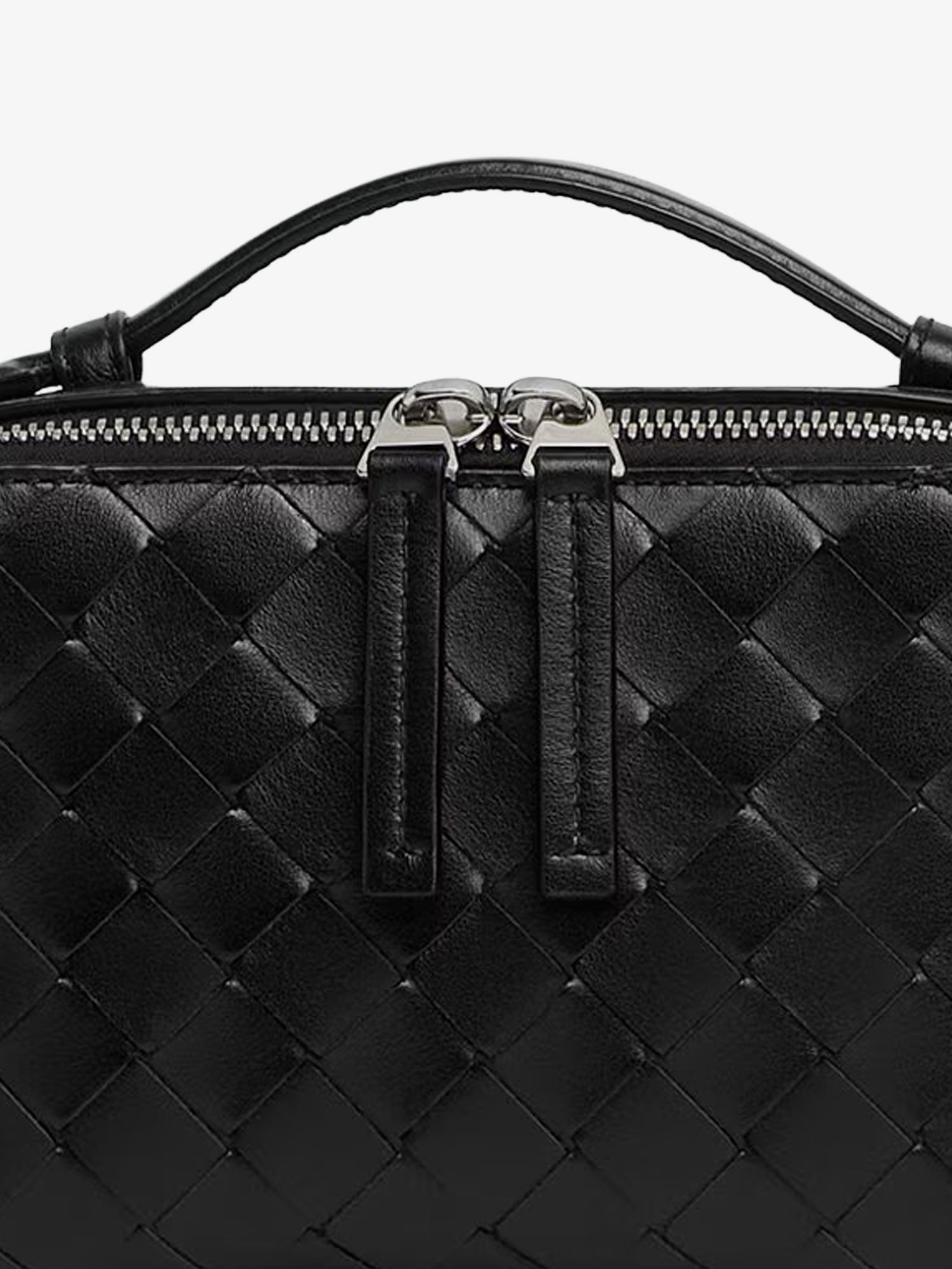 [Bottega Veneta] Clutch bag FW26 844067V2HL08803