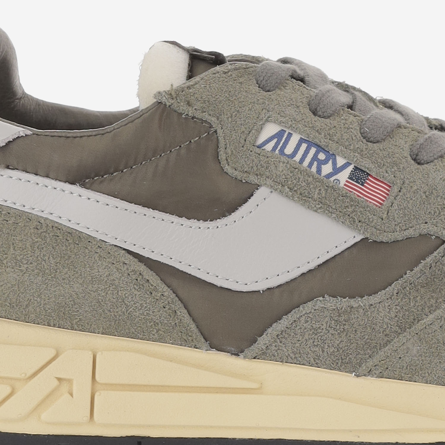 [AUTRY] Sneakers FW26 WWLMUT52SUEDENETOLIVHARBMIST