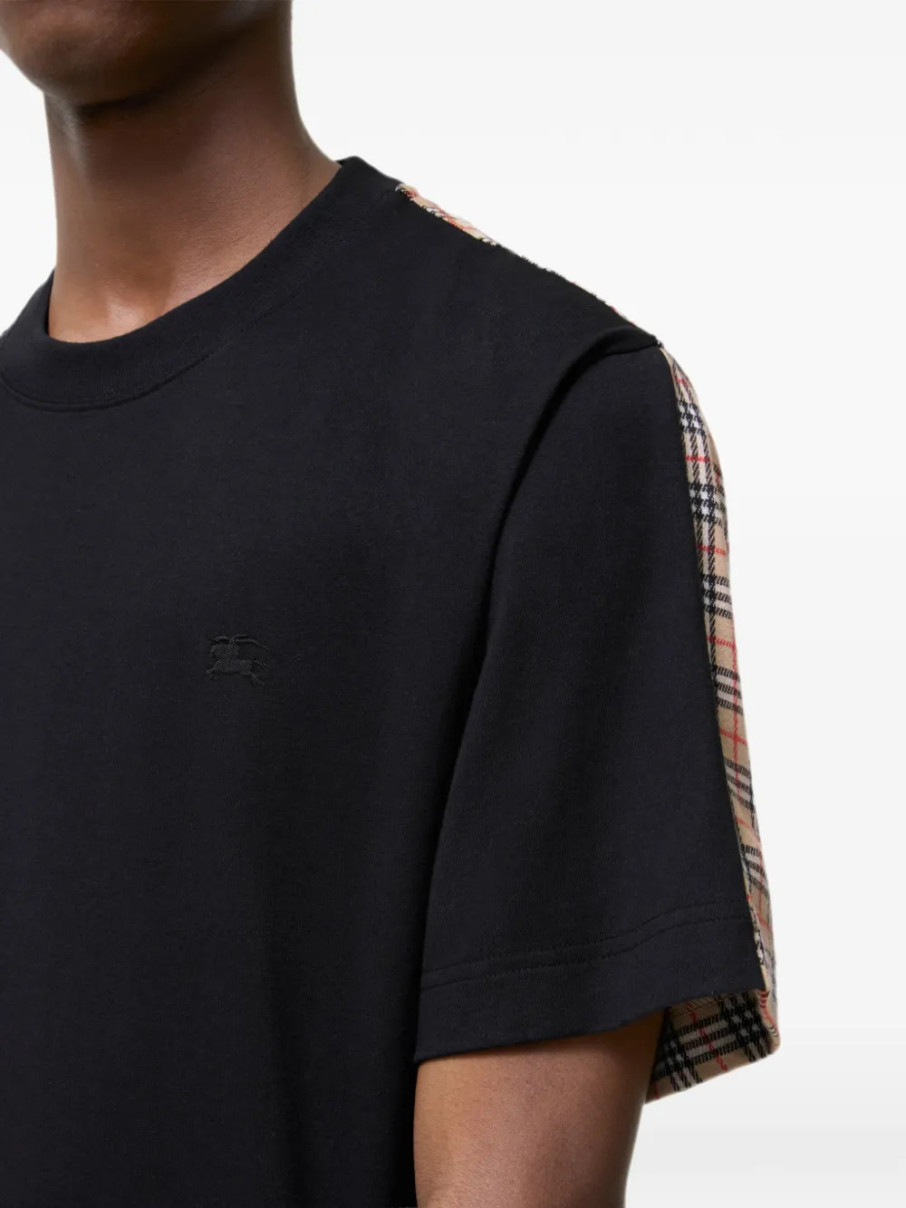 [Burberry] T-shirts Short Sleeve FW26 8127608A1189