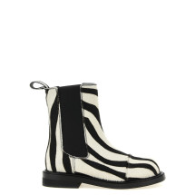 [Moschino] Boots FW26 MA21114C1PML010A