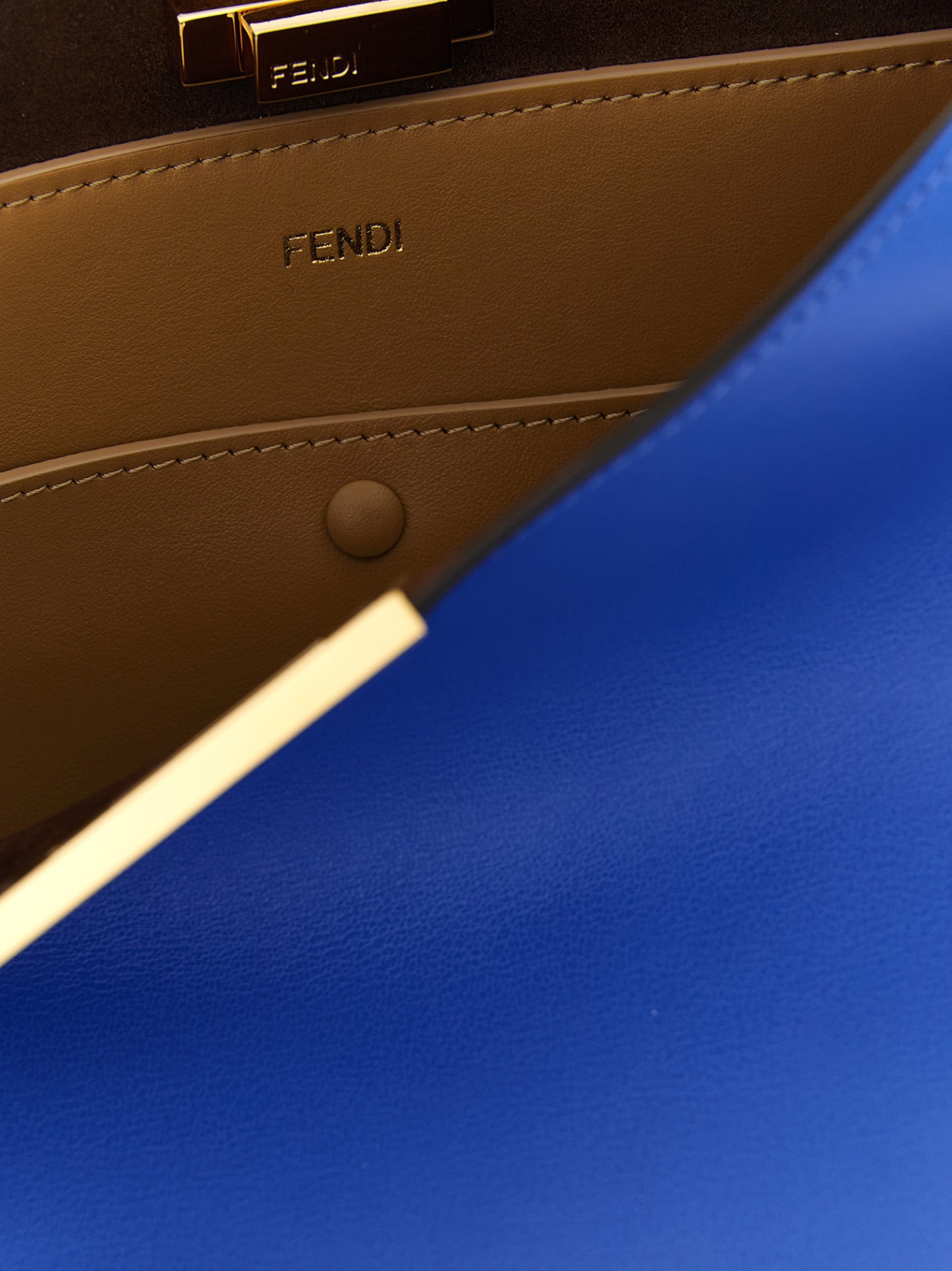 [Fendi] Tote bag FW26 8BN368AWPFF1WM1