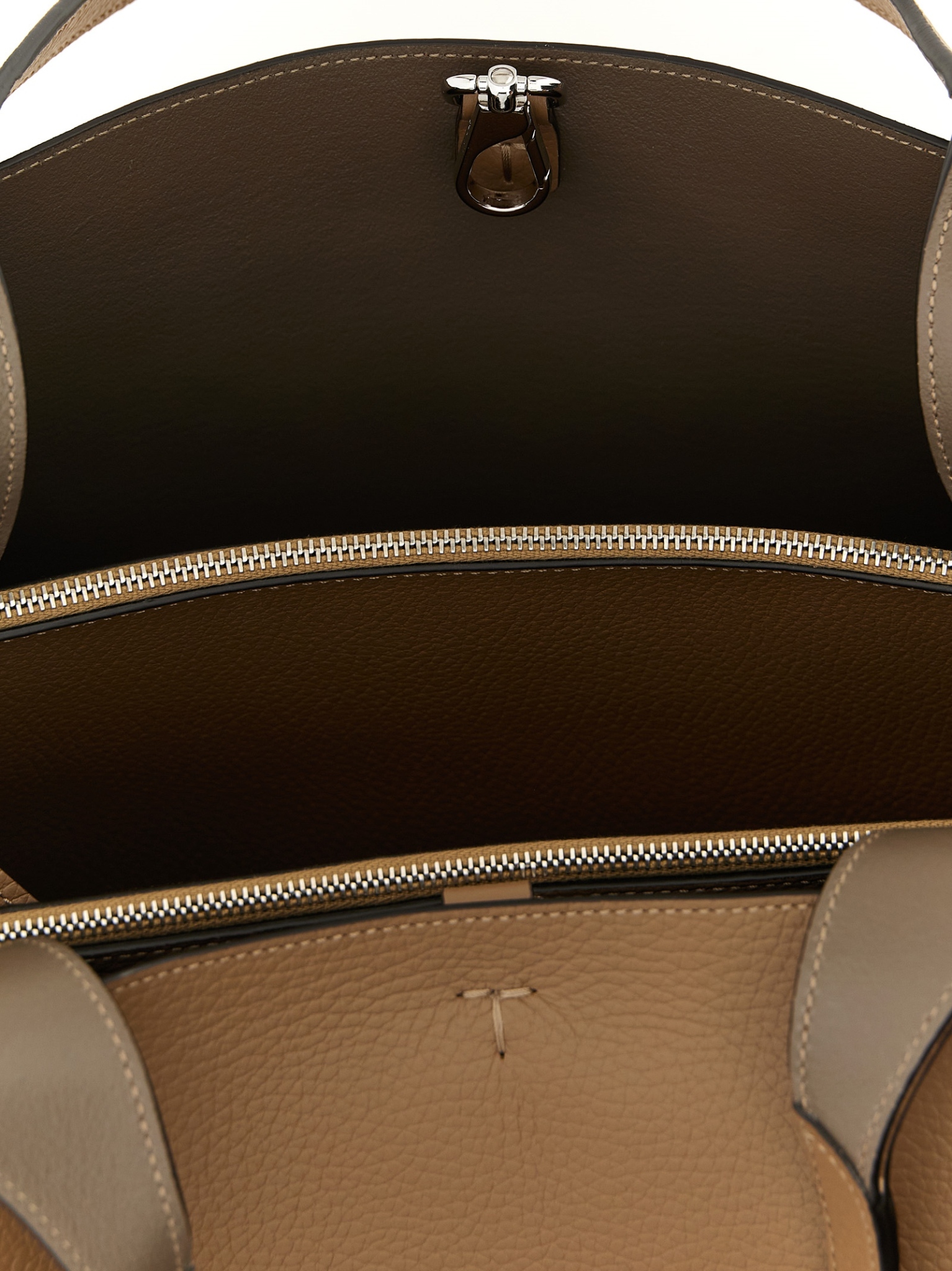 [Tod's] Tote bag FW26 XBWAPAF9300QRI6L31