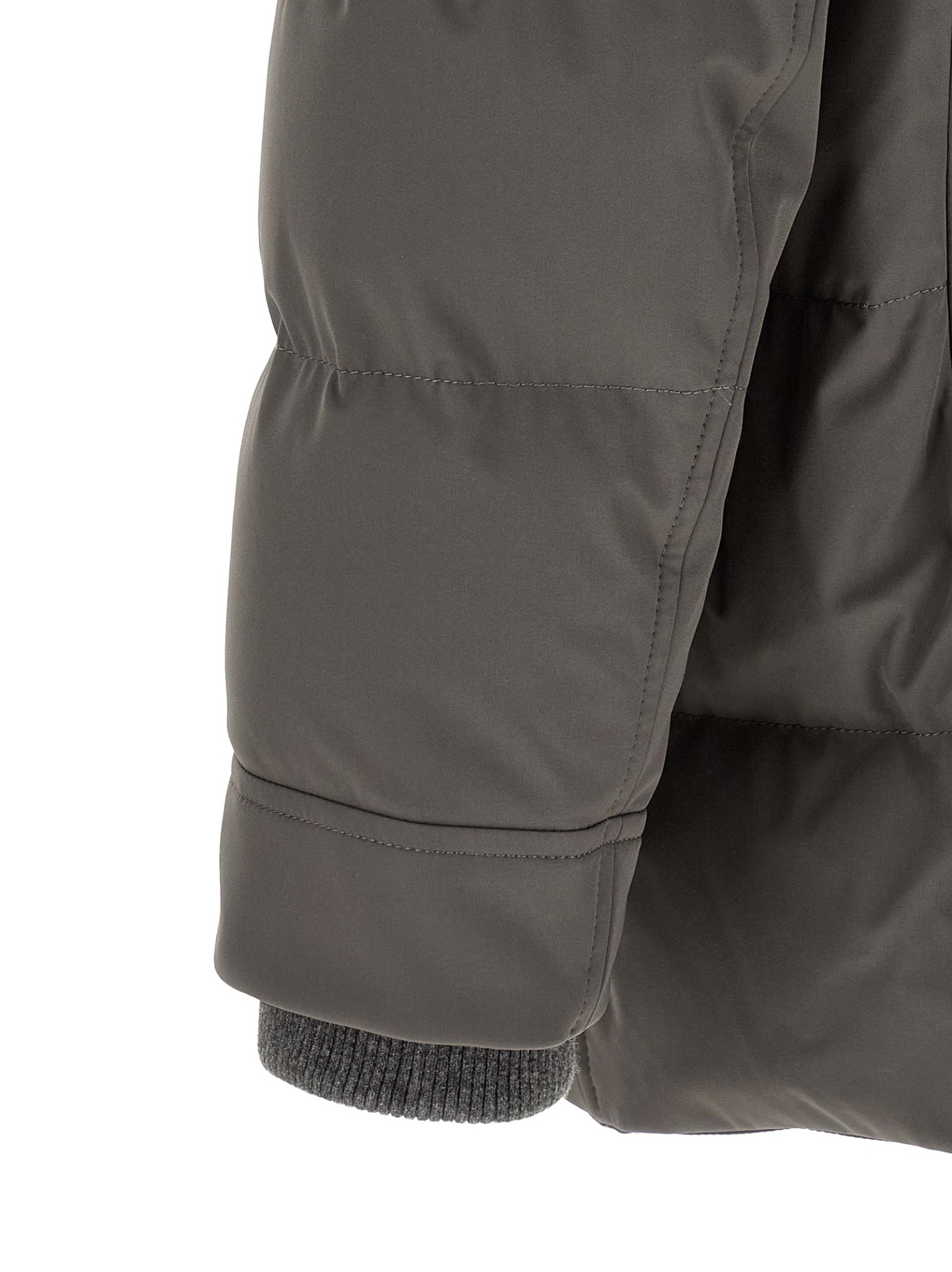 [Brunello Cucinelli] Down Jacket FW26 MV4061823CXD26