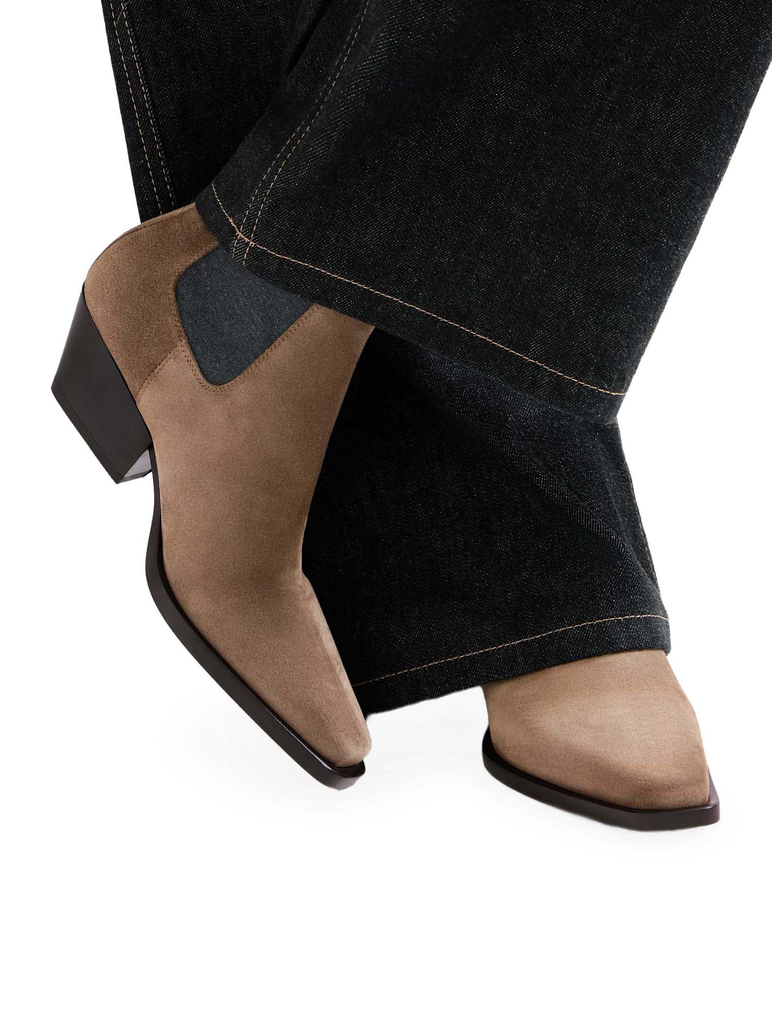 [Brunello Cucinelli] Ankle Boots FW26 MZSFC3080C9773 CARAMEL