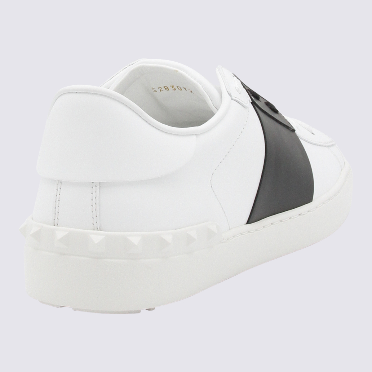 [Valentino Garavani] Sneakers FW26 9Y2S0830BLUA01