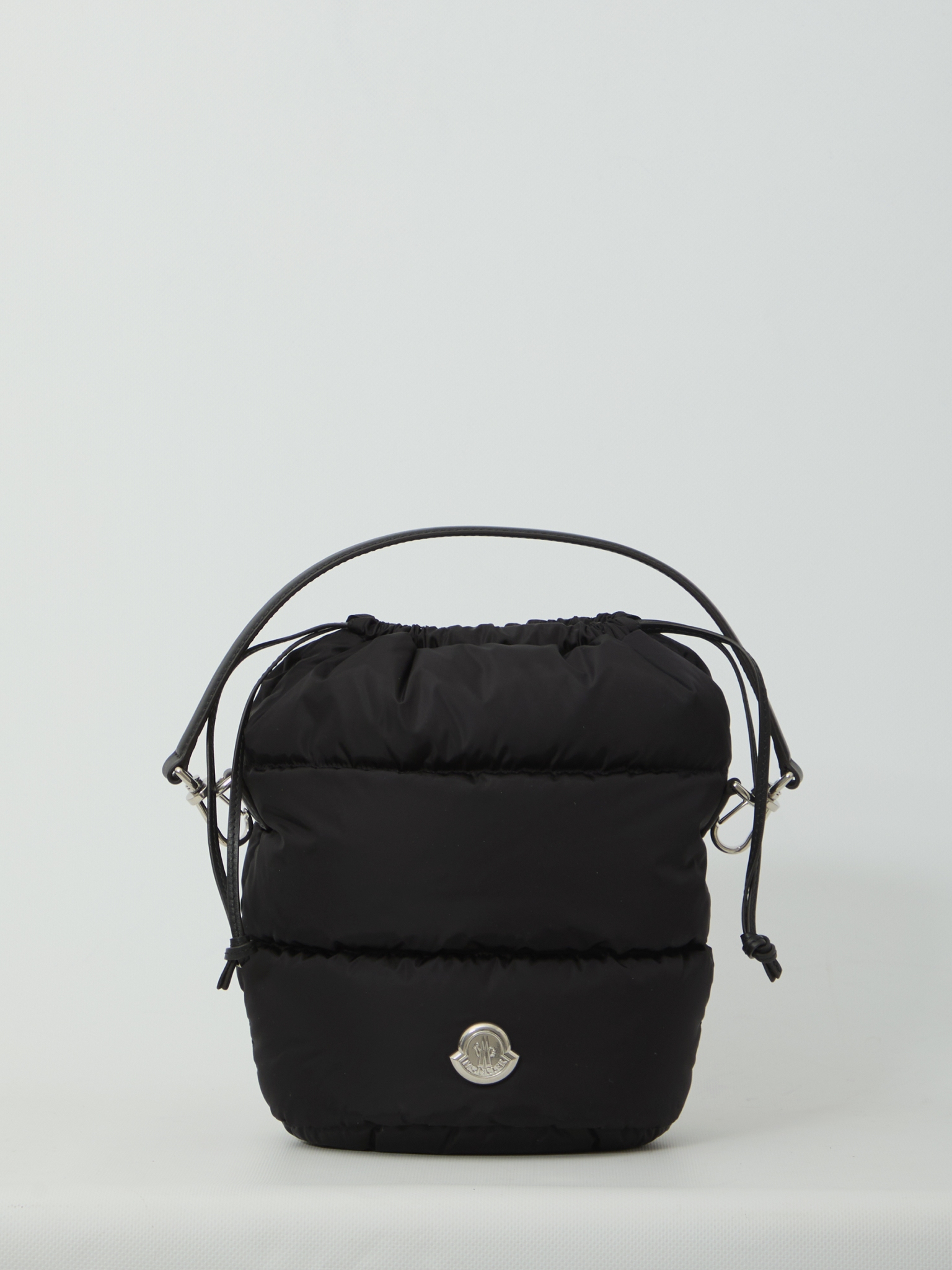 [Moncler] Shoulder bag FW26 L209B5I00001_M6275_999