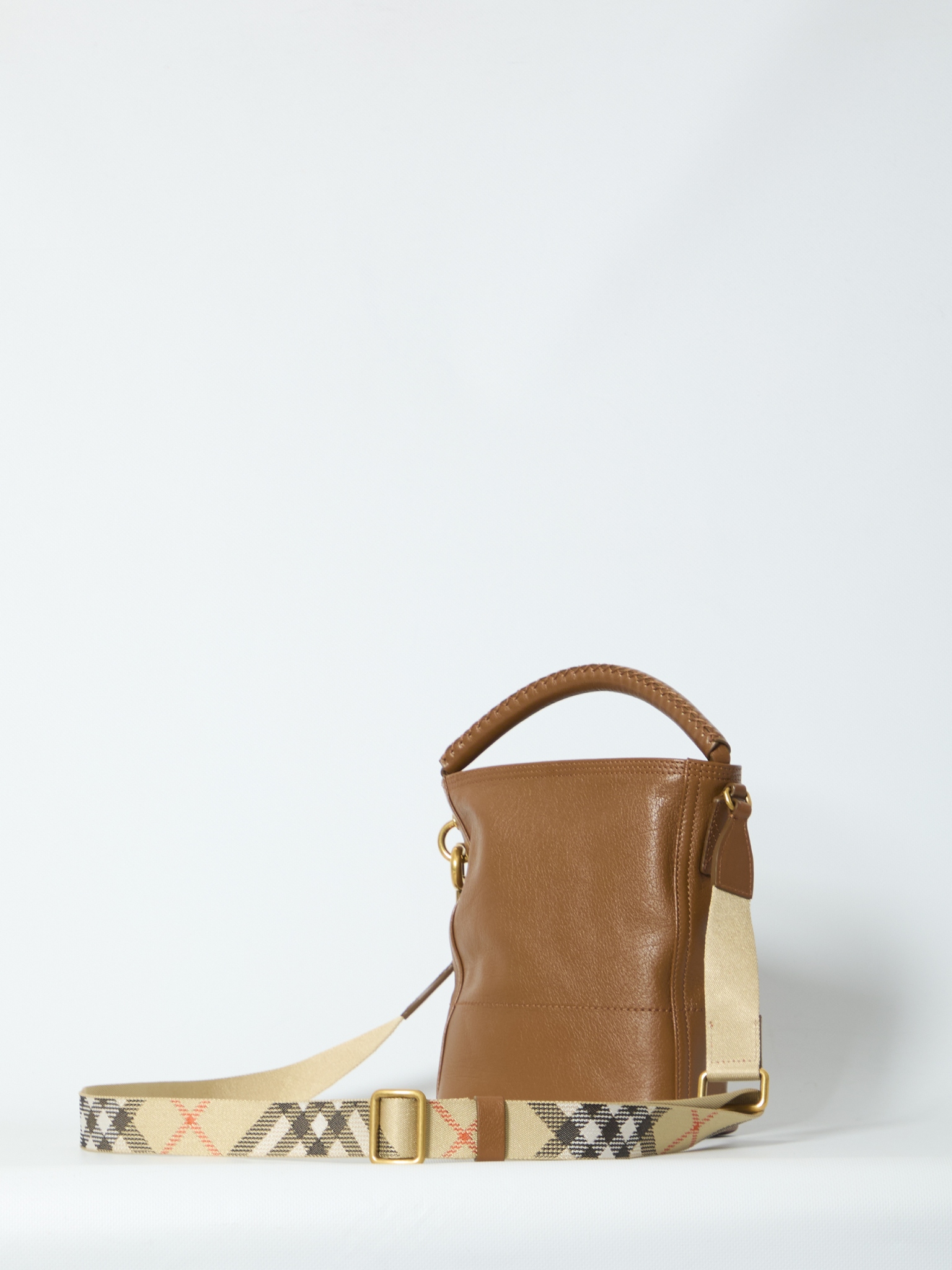 [Burberry] Tote bag SS26 8123598__B8630