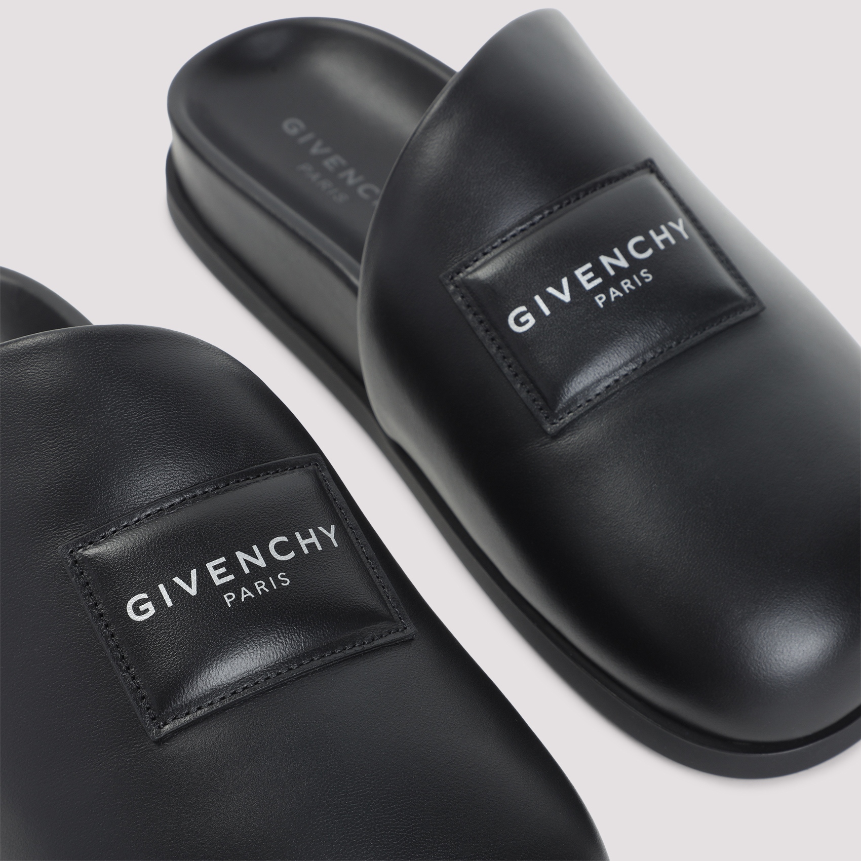 [Givenchy] Mules SS26 BE30AKE2GB