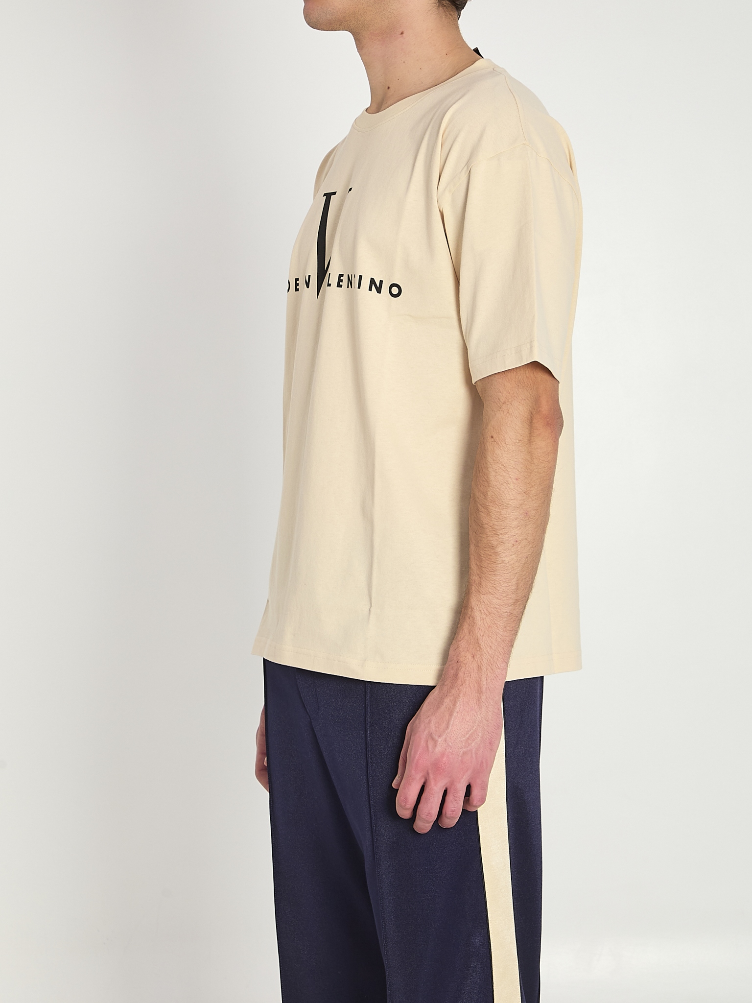 [Valentino Garavani] T-shirts Short Sleeve SS26 8V3MG16P_BAQ_QT3