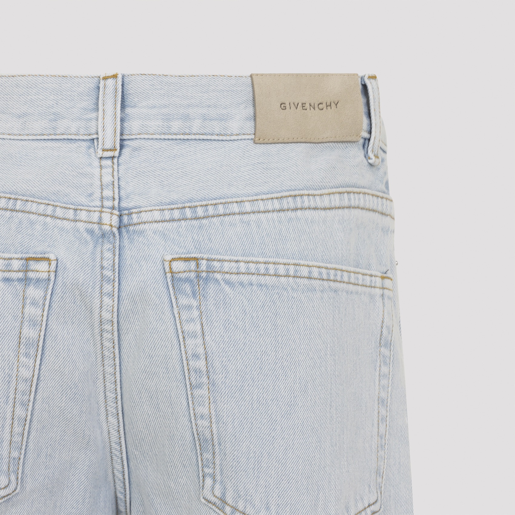 [Givenchy] Jeans SS26 BW5190517P