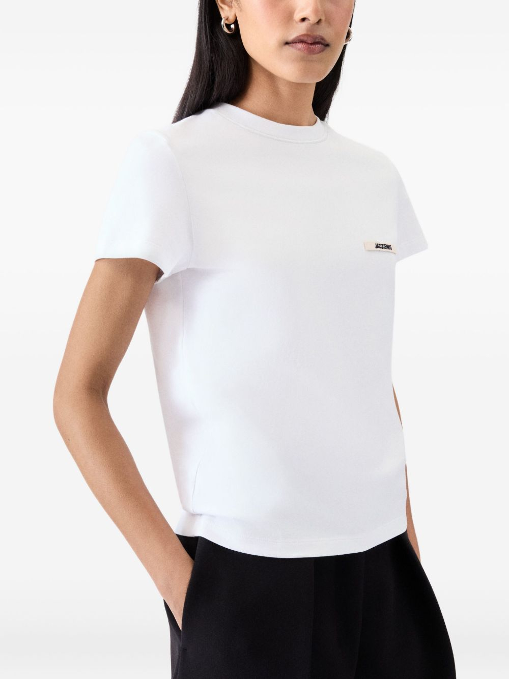 [JACQUEMUS] T-shirts Short Sleeve FW26 TSW00550AJ00029100