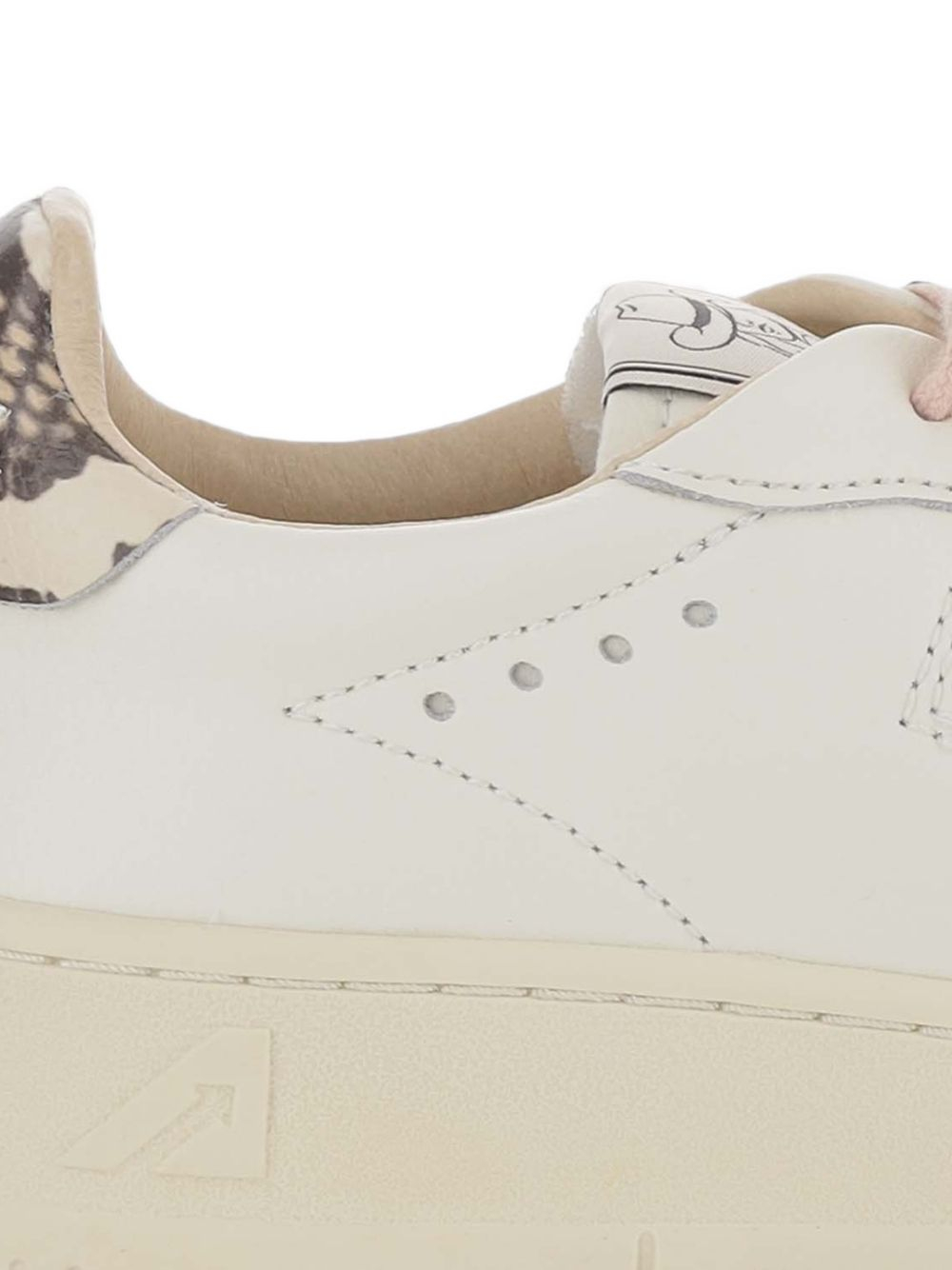 [AUTRY] Sneakers FW26 ADLWYA01YA01