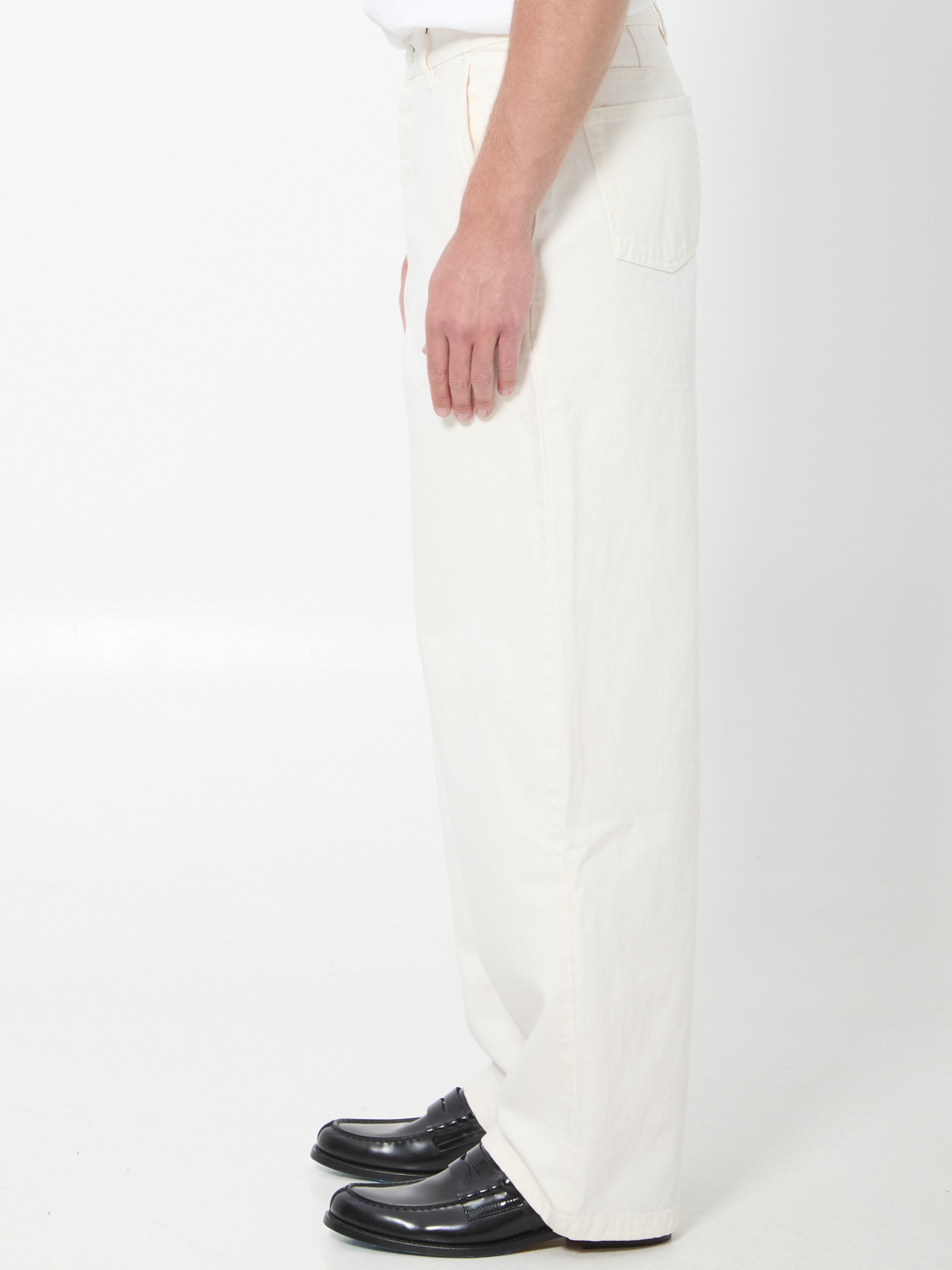 [Ami Paris] Jeans SS26 HTR871_DE0126_136