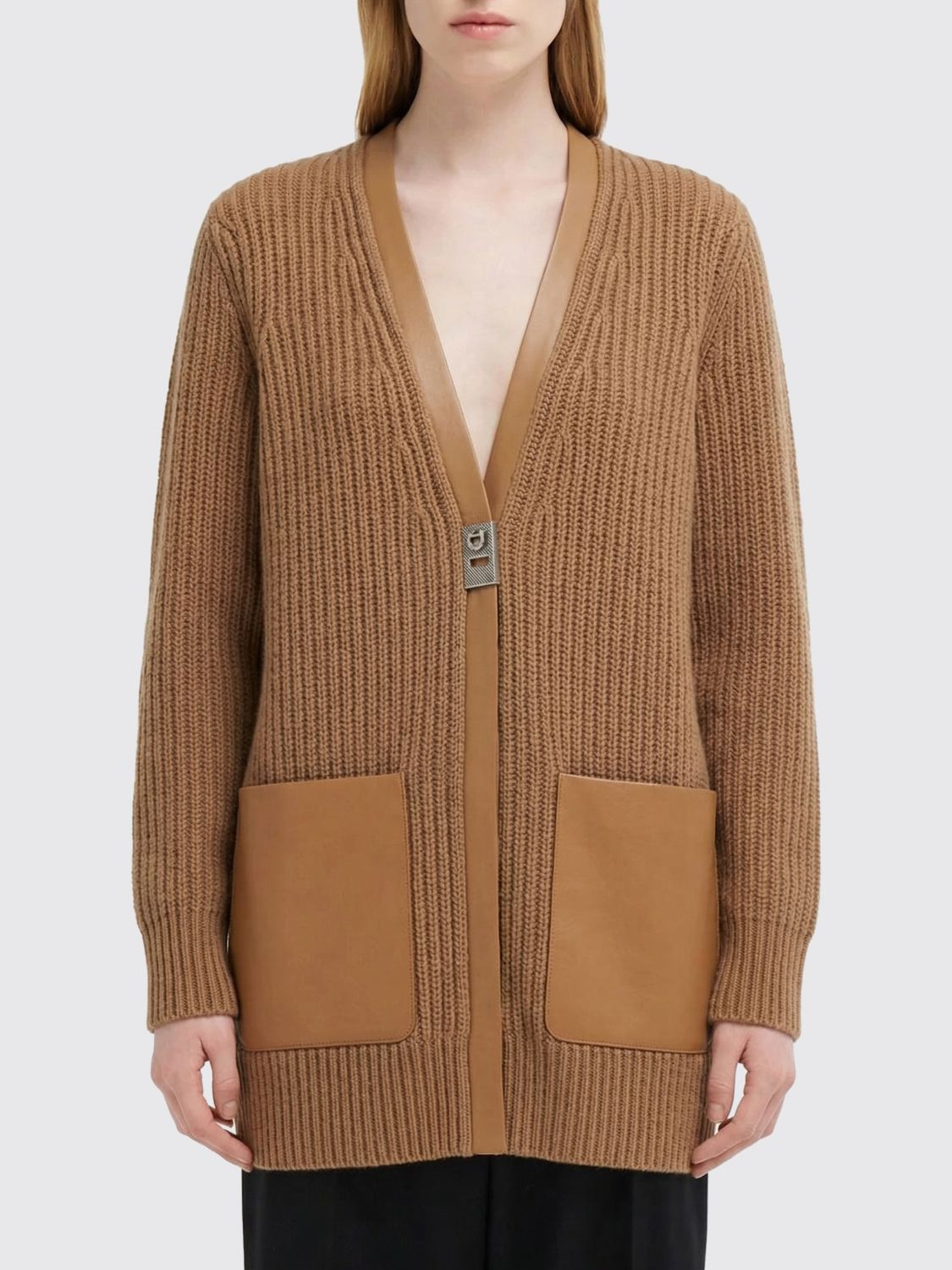 [Ferragamo] Knitwear SS26 13H299 790974 CAMEL