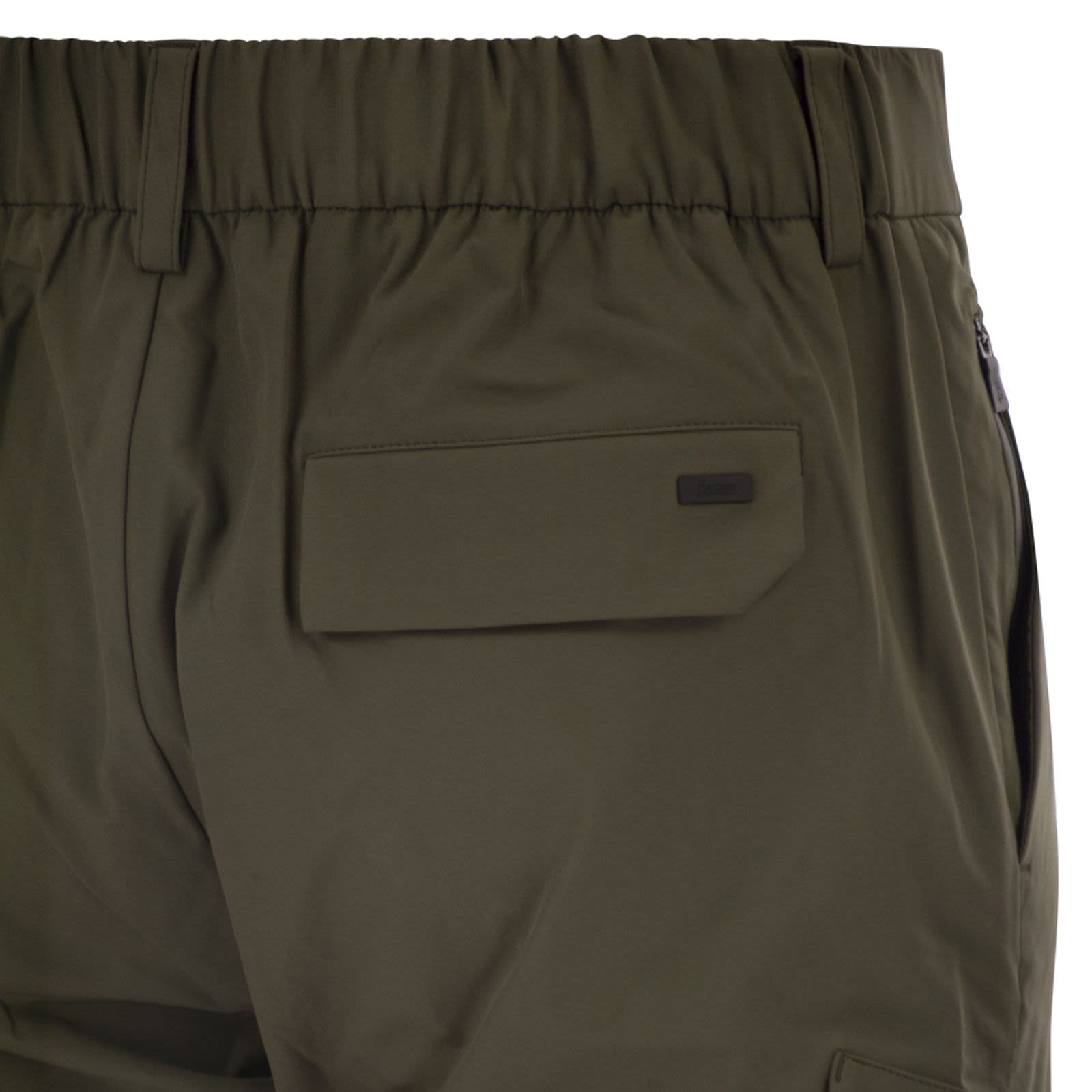 [Herno] Trousers SS26 PT000076U12503Z 7400