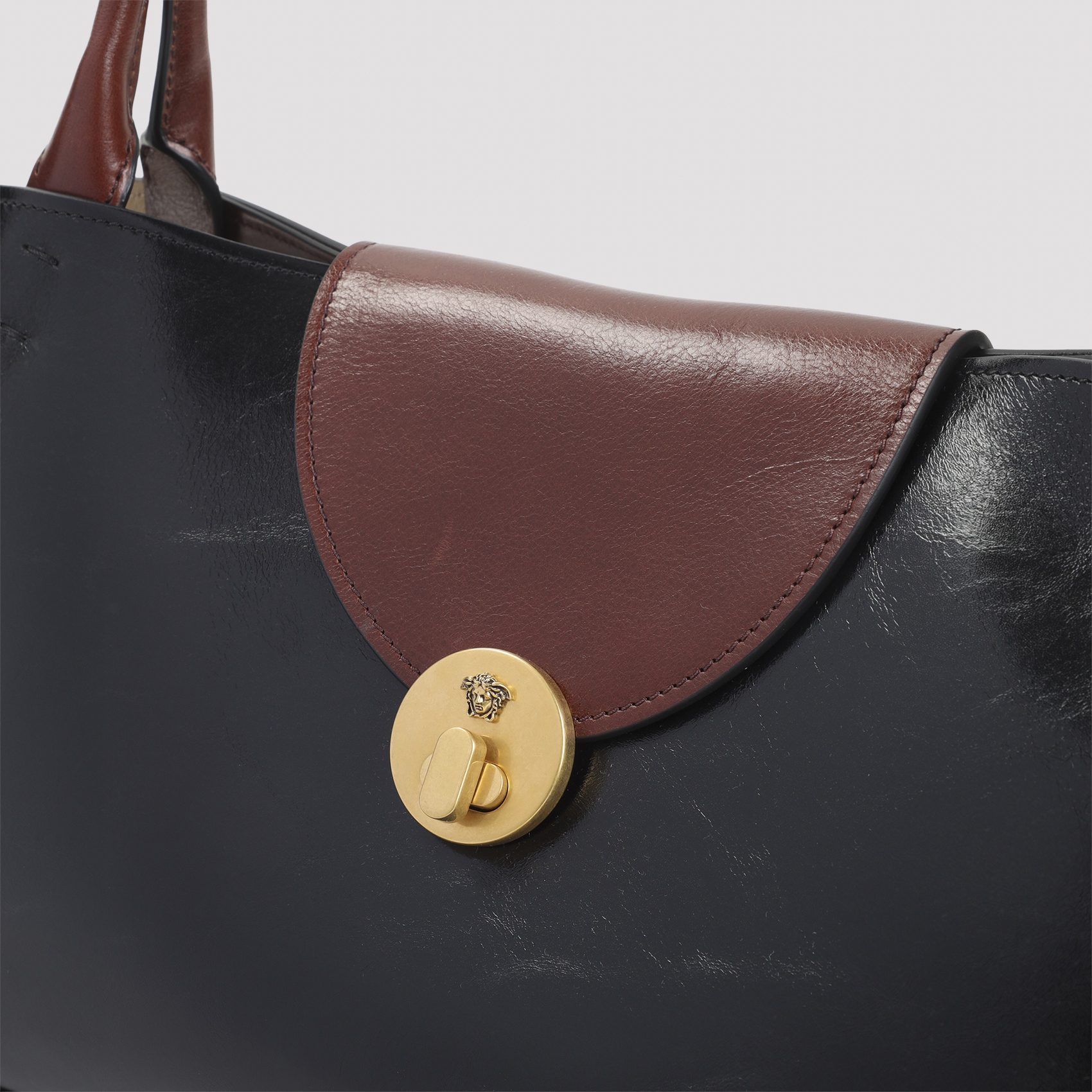 [Versace] Shoulder bag SS26 1023456.1A17428
