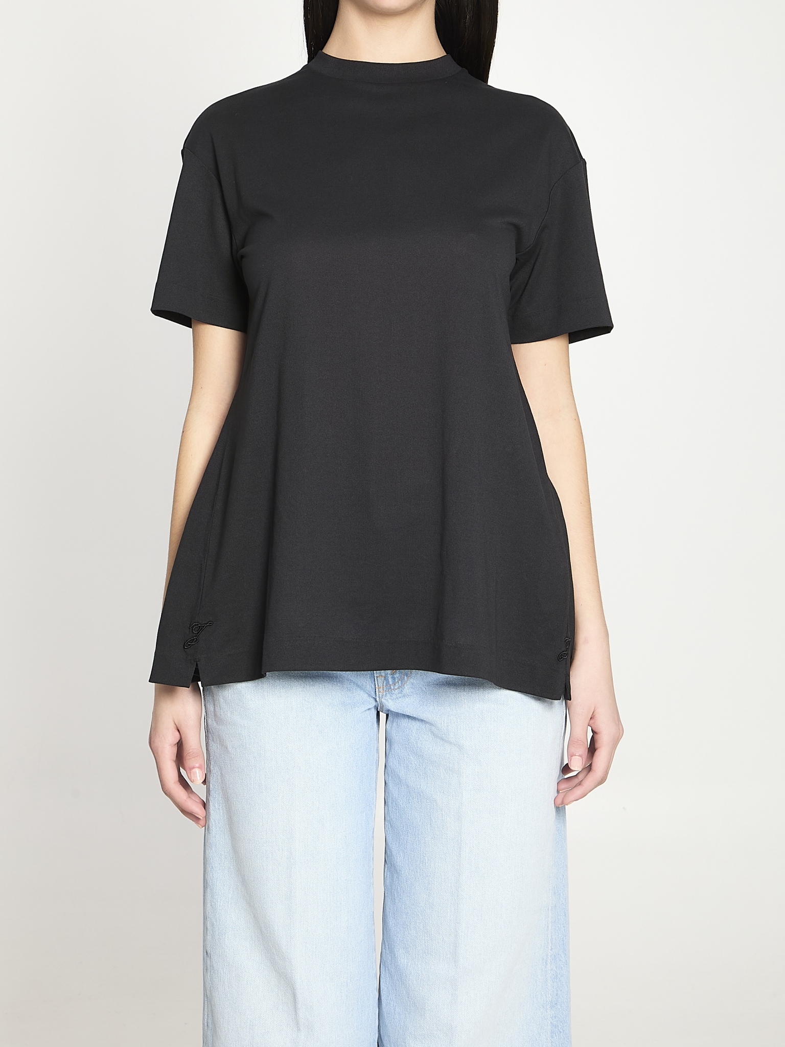 [JACQUEMUS] T-shirts Short Sleeve SS26 TSW00589A_J00254_990