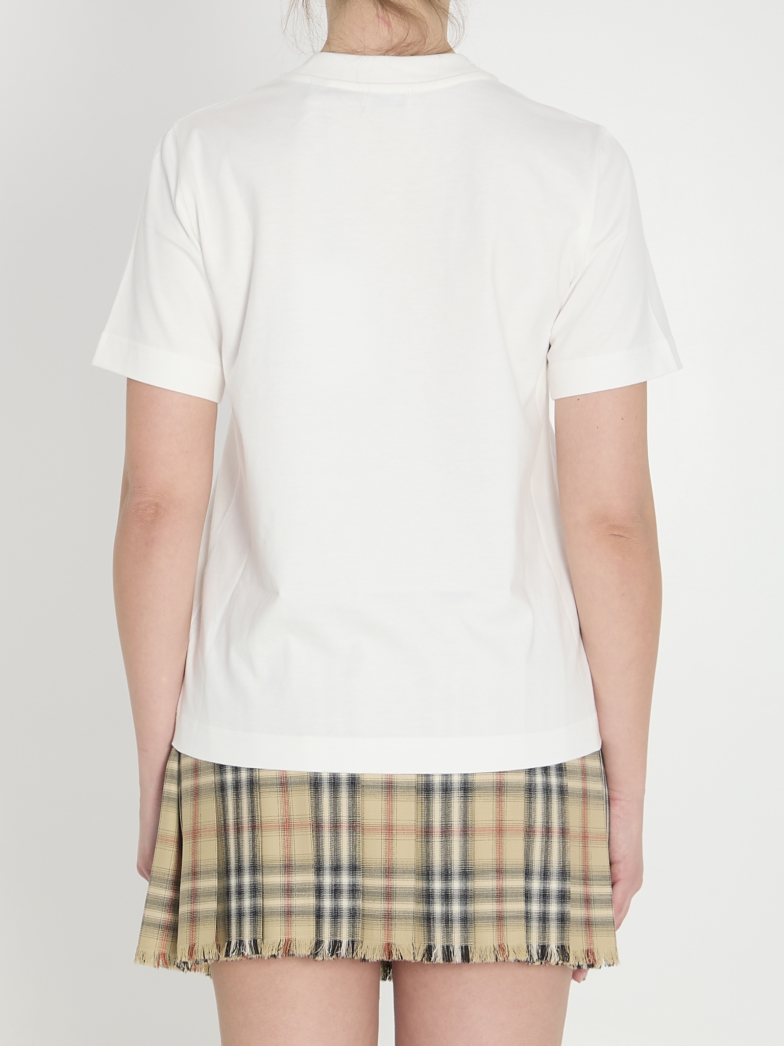 [Burberry] T-shirts Short Sleeve SS26 8118971__B7078