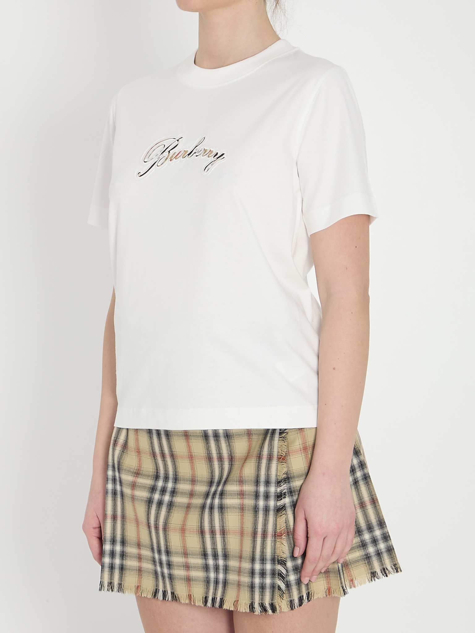[Burberry] T-shirts Short Sleeve SS26 8118971__B7078