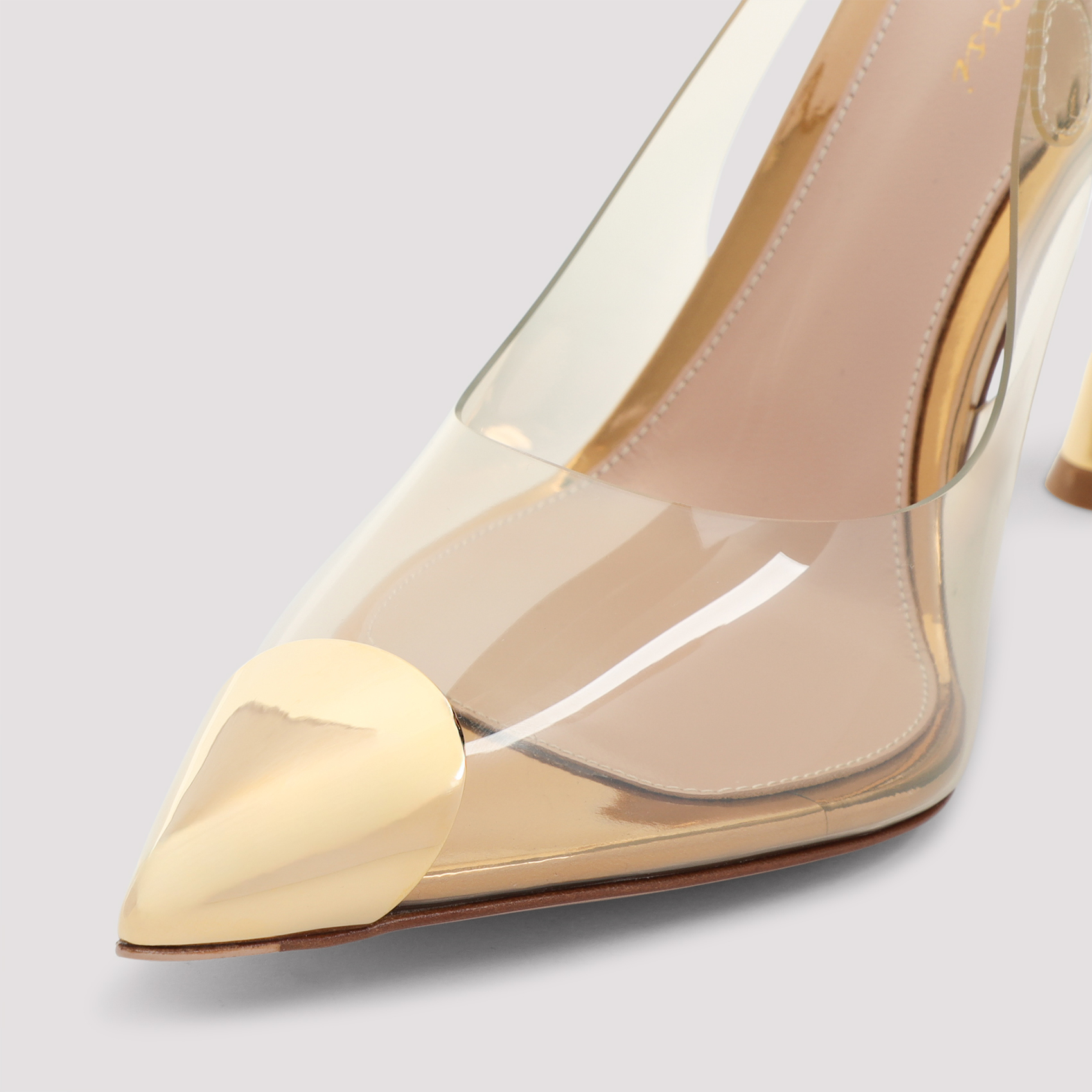 [Gianvito Rossi] Pumps SS26 G9552115LAC.GME