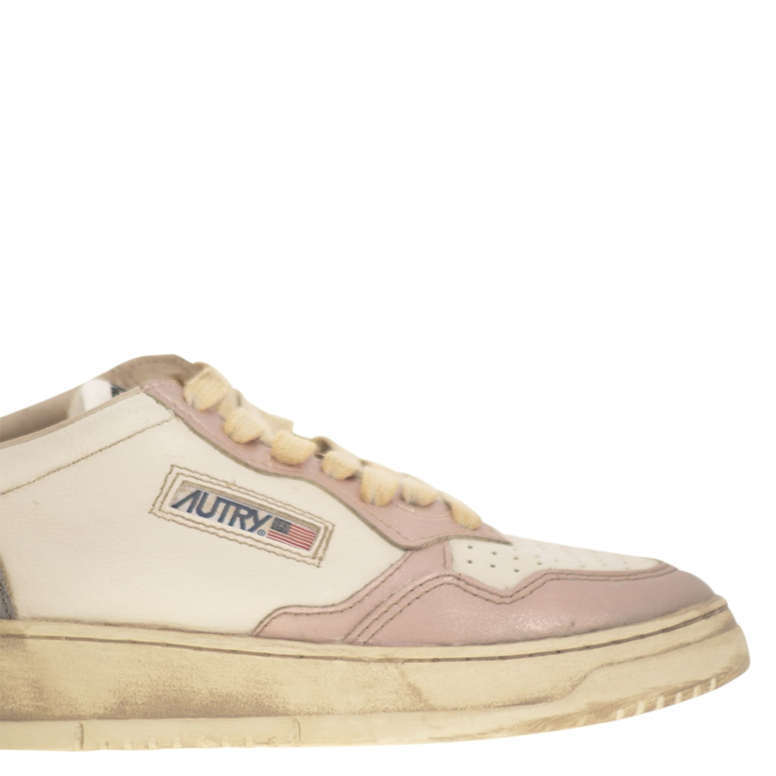 [AUTRY] Sneakers FW25 AVLWMT06