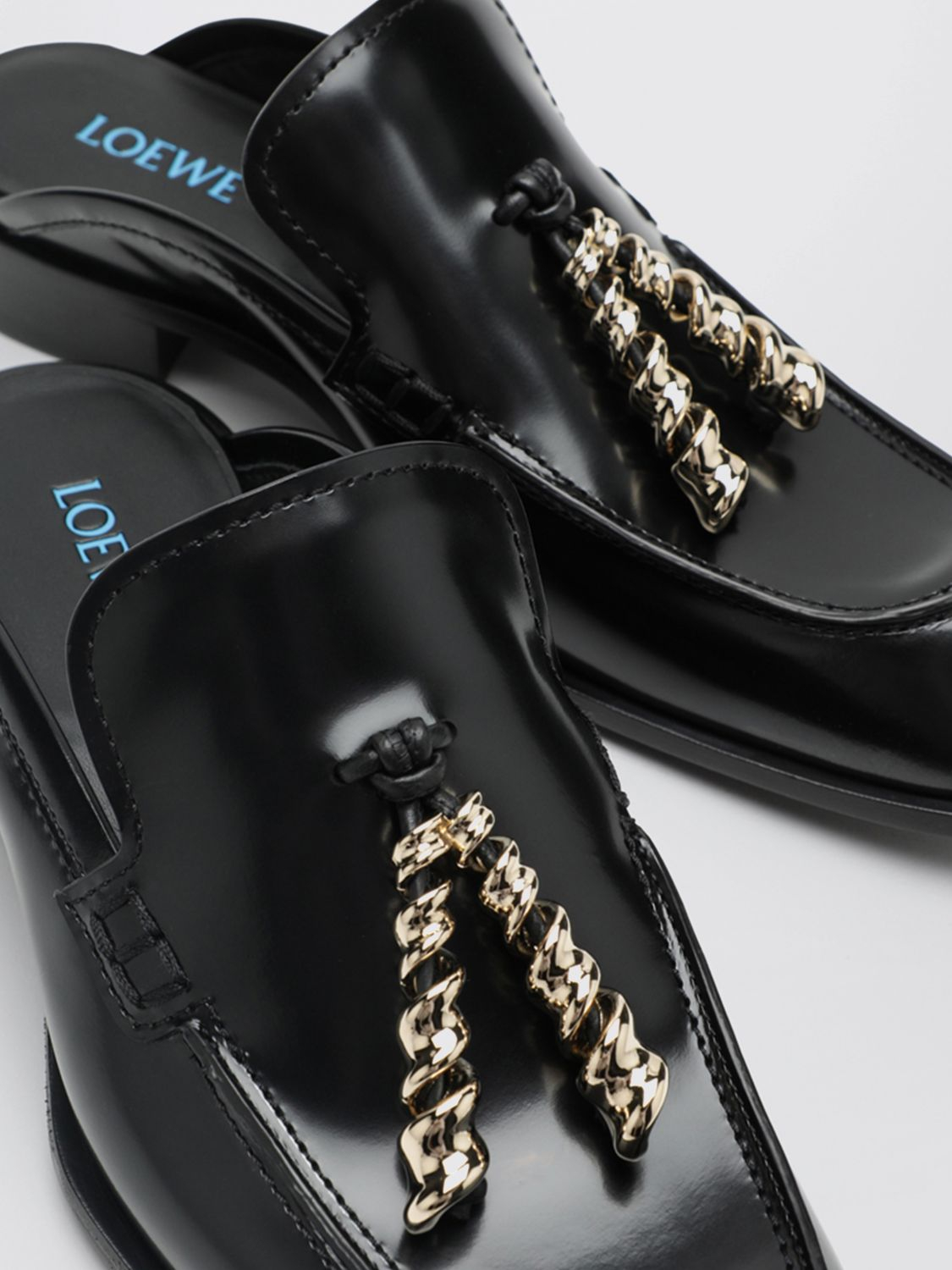 [Loewe] Flat shoes SS26 L814379X70 BLACK