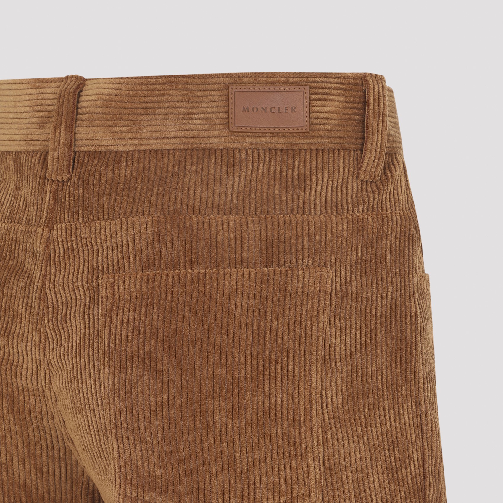 [Moncler] Pants FW26 L20932A00004.5964B