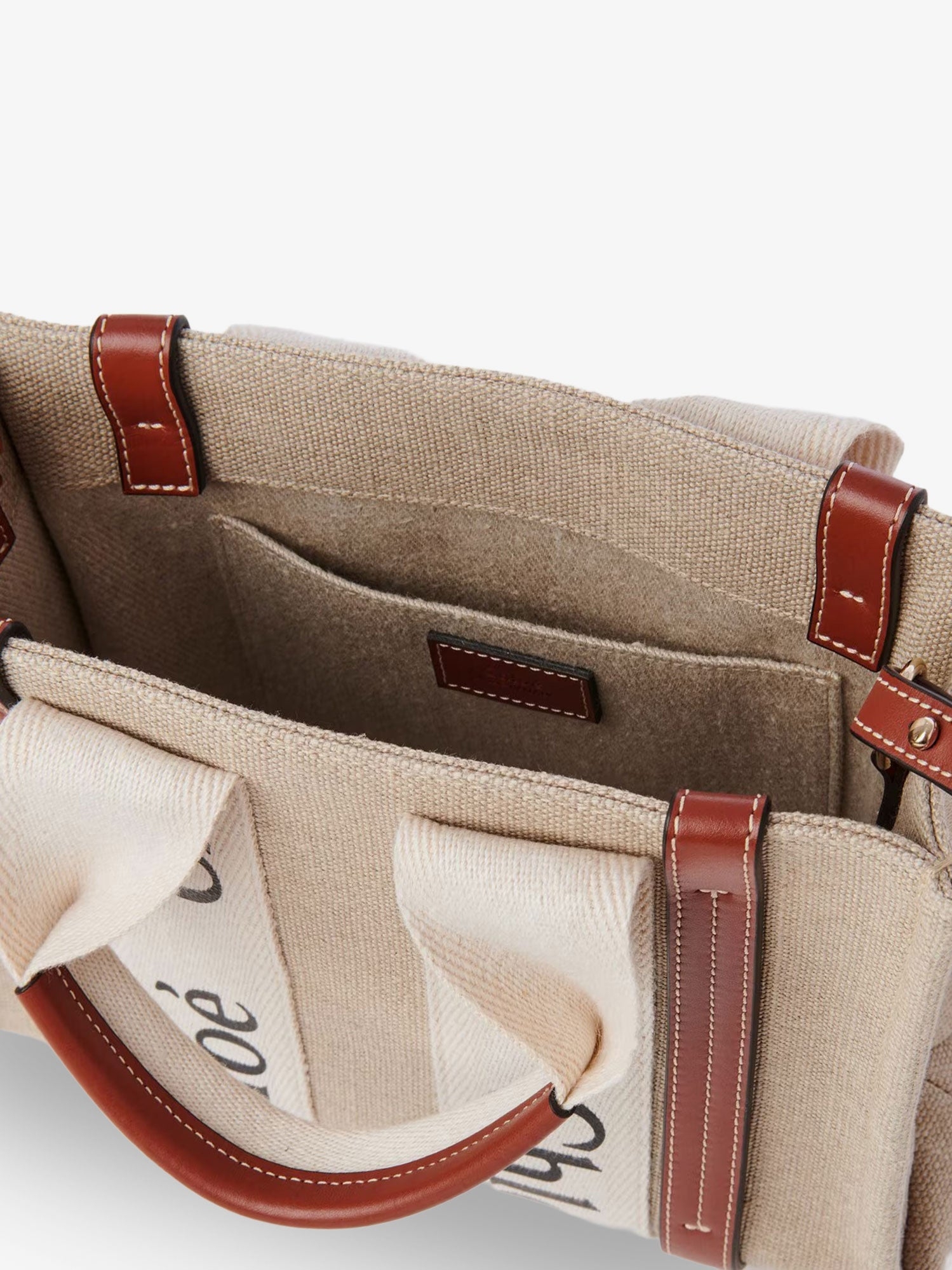 [CHLOE'] Cross body bag FW26 CHC22AS397I2690U