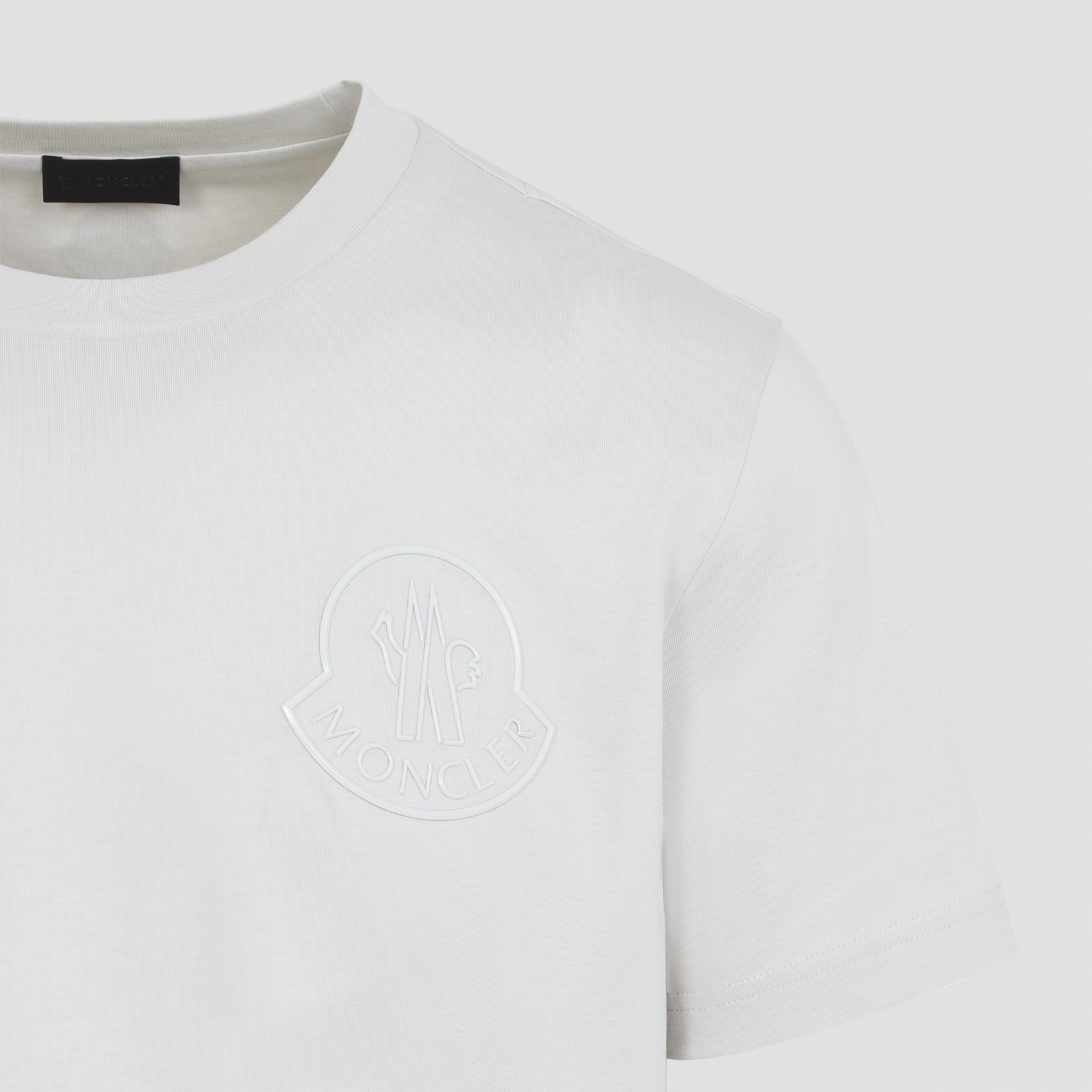 [Moncler] T-shirts Short Sleeve FW26 L20918C00037.89AYW