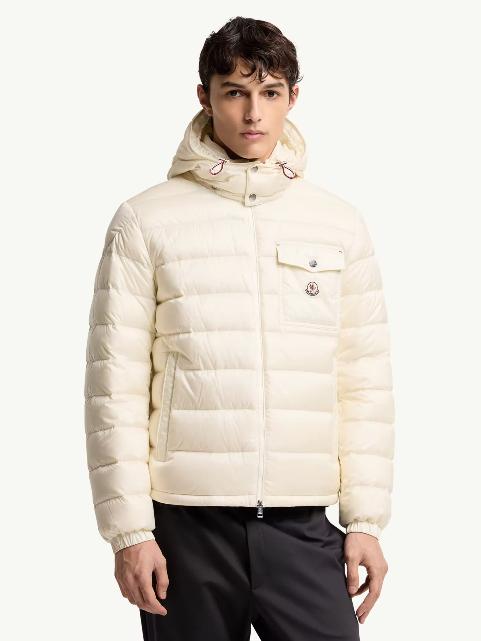 [Moncler] Down Jacket FW26 L20911A00004599Q0050