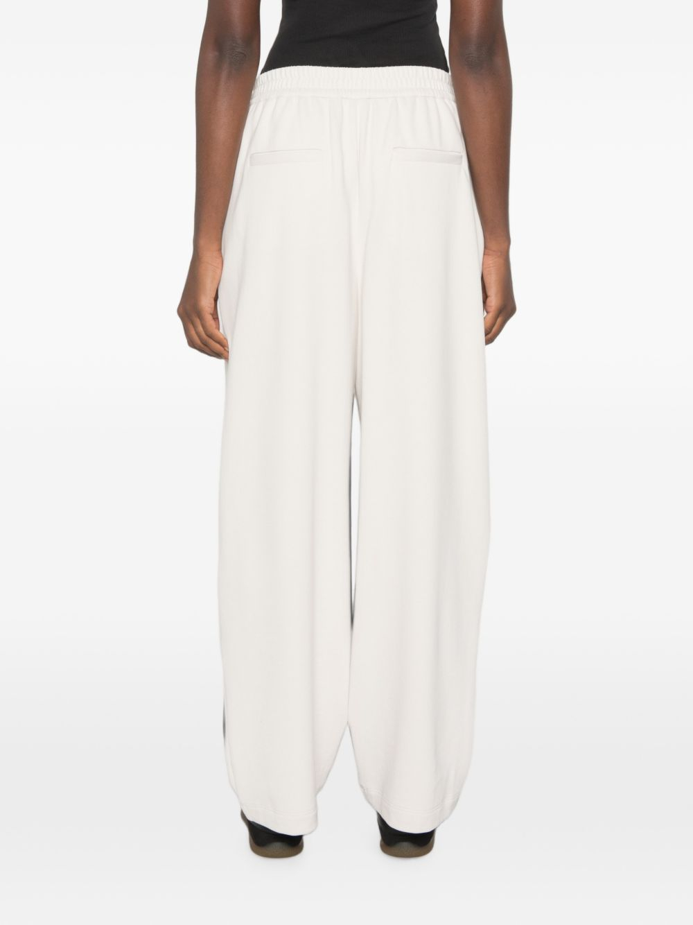 [Brunello Cucinelli] Trousers FW26 MN05NB2R99C9443