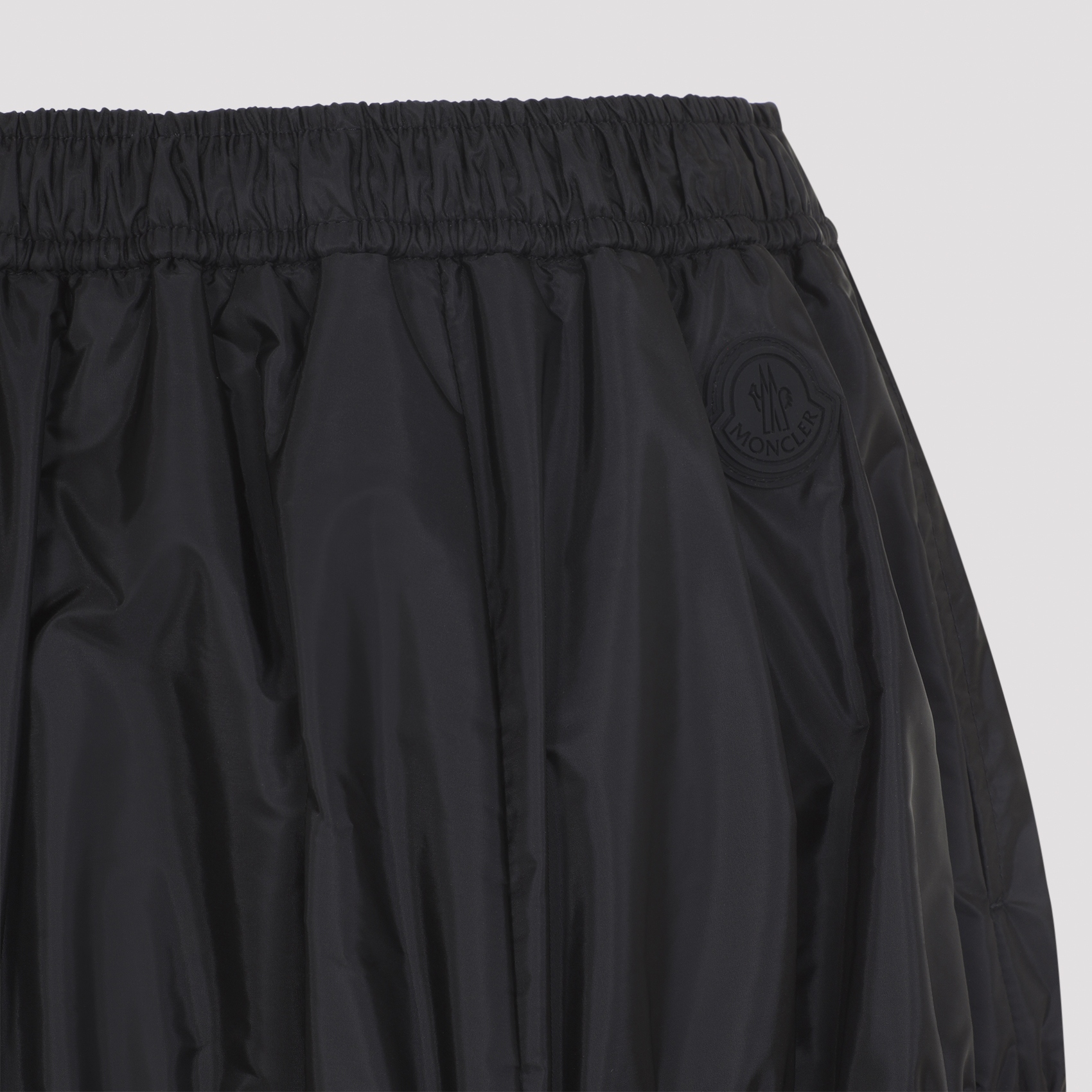 [Moncler] Midi skirt FW26 L20932D00010.539ZD
