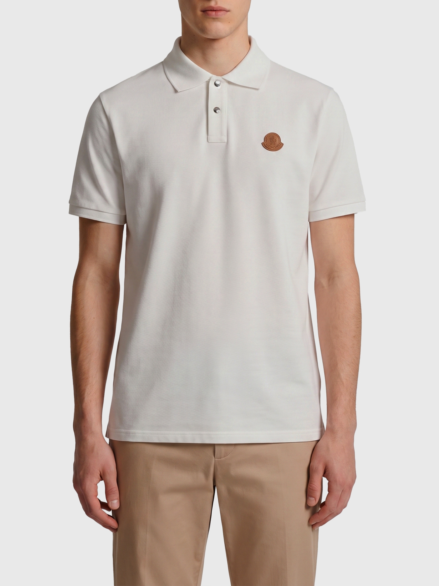 [Moncler] T-shirts Short Sleeve FW26 L20918A00013_84556_032
