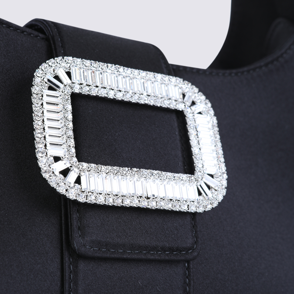 [Roger Vivier] Tote bag FW26 RBWABDS0100RS0B999