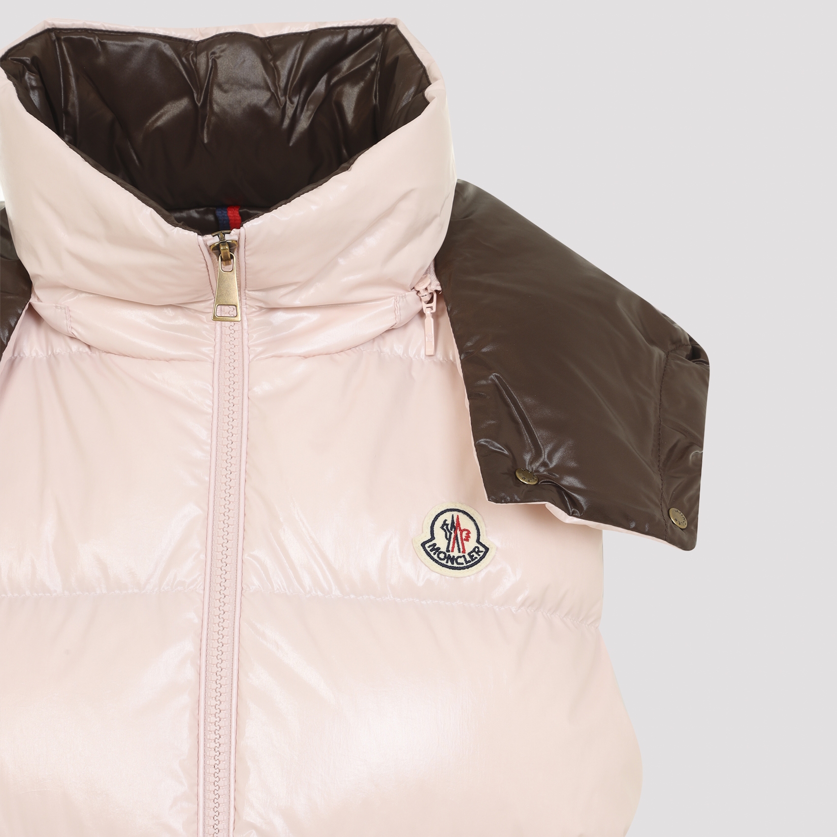 [Moncler] Down Vest FW26 L20931A00005.597EU