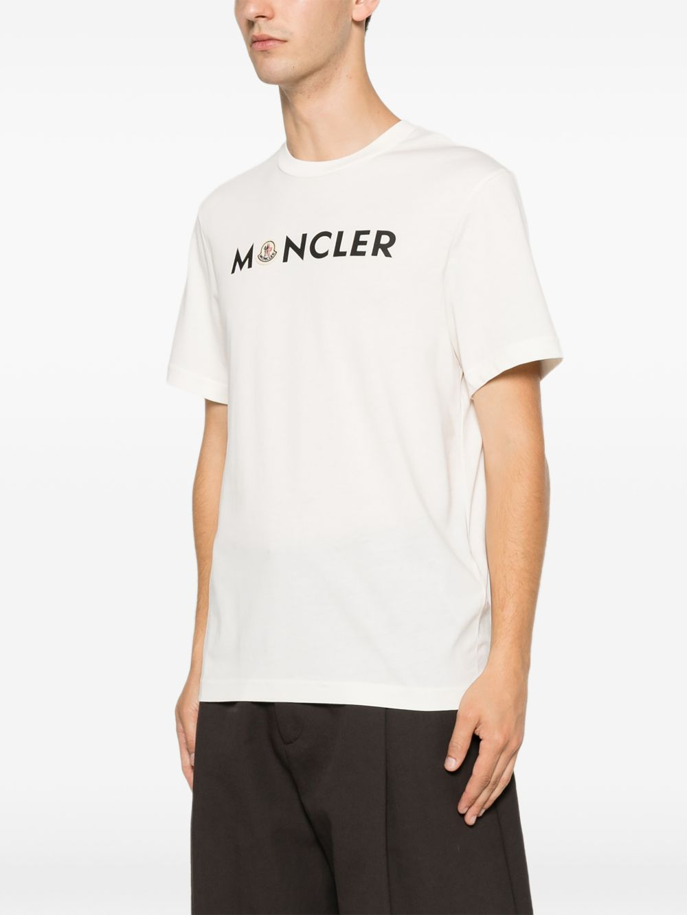 [Moncler] T-shirts Short Sleeve FW26 L20918C0005189B8Q034