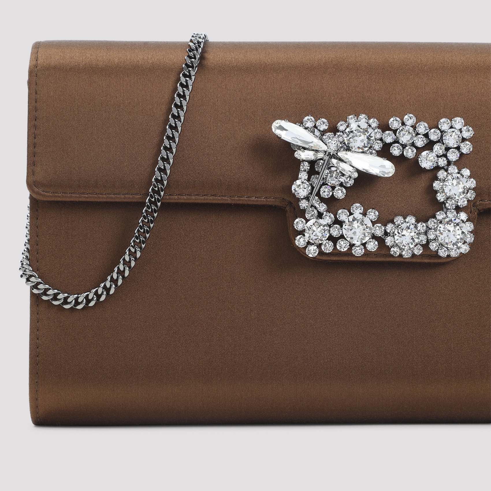 [Roger Vivier] Clutch bag FW26 RBWAMFD0209RS0