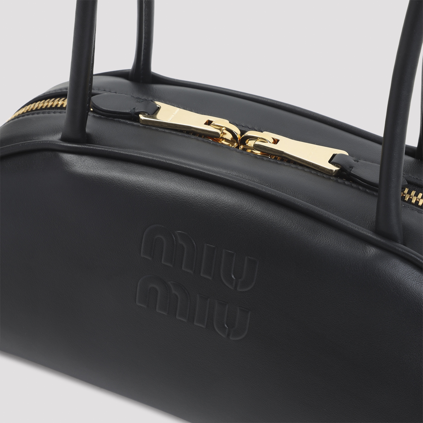 [Miu Miu] Shoulder bag FW26 5BB193VOOO.2CRW