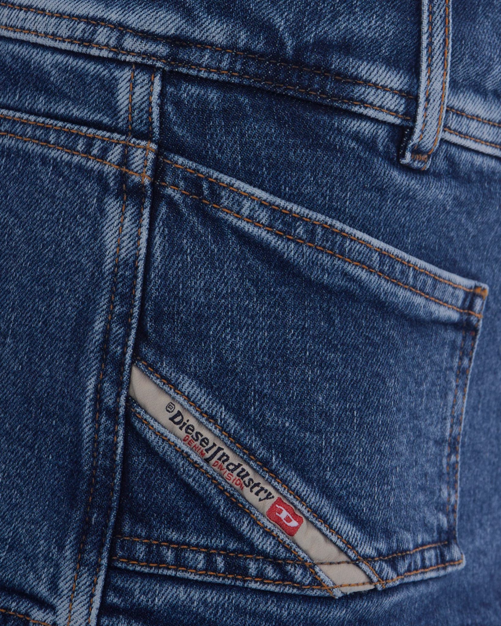[Diesel] Mini skirt FW26 A23281007EU01
